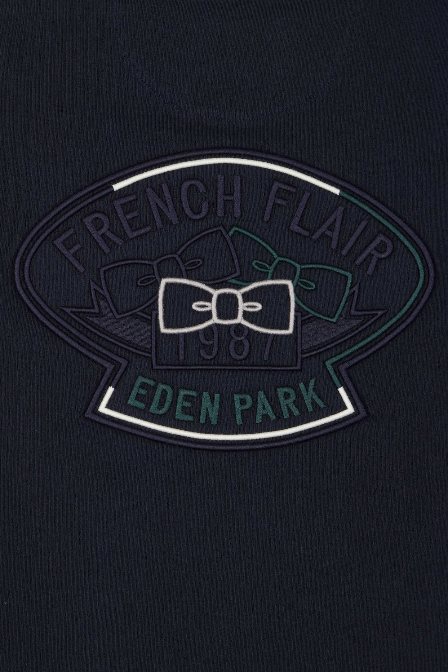 Regular green cotton T-shirt with short contrasting sleeves