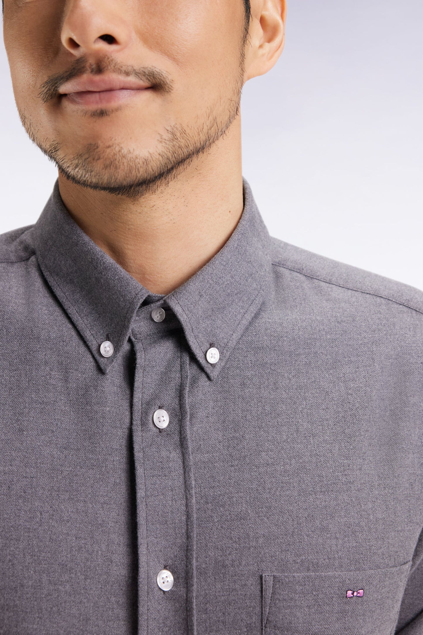 Chemise en flanelle grise coupe droite