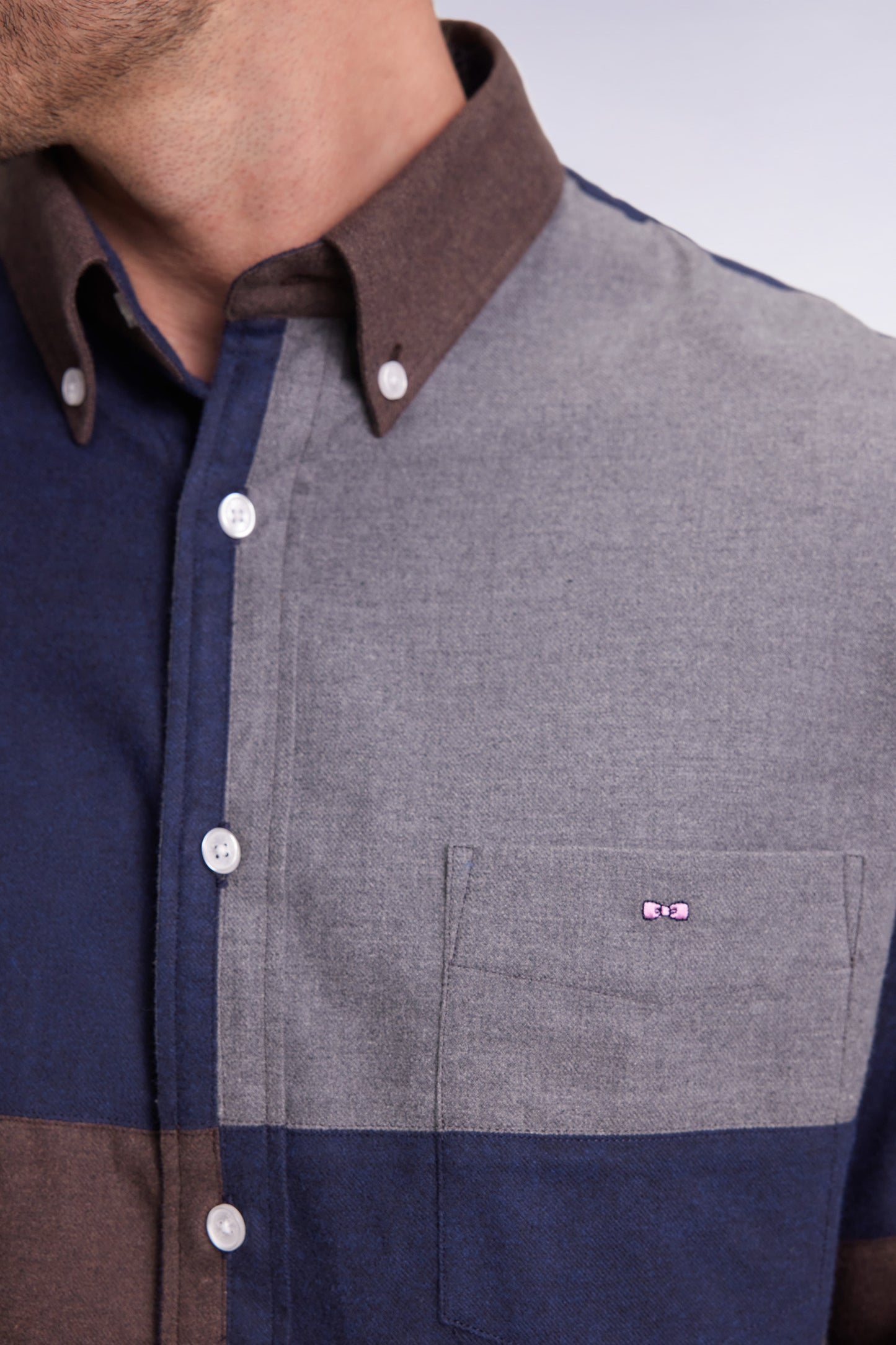 Chemise tricolore en flanelle de coton marine coupe droite