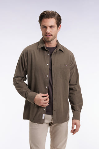 Chemise en velours kaki coupe droite