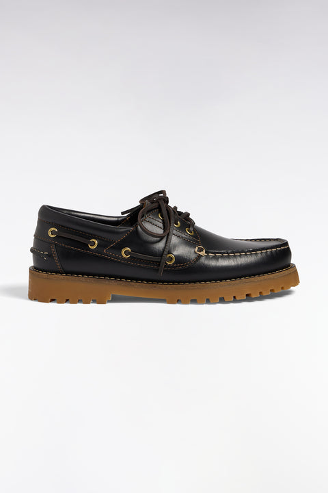 Chaussures bateau en cuir lisse noir semelles beige - Image 1