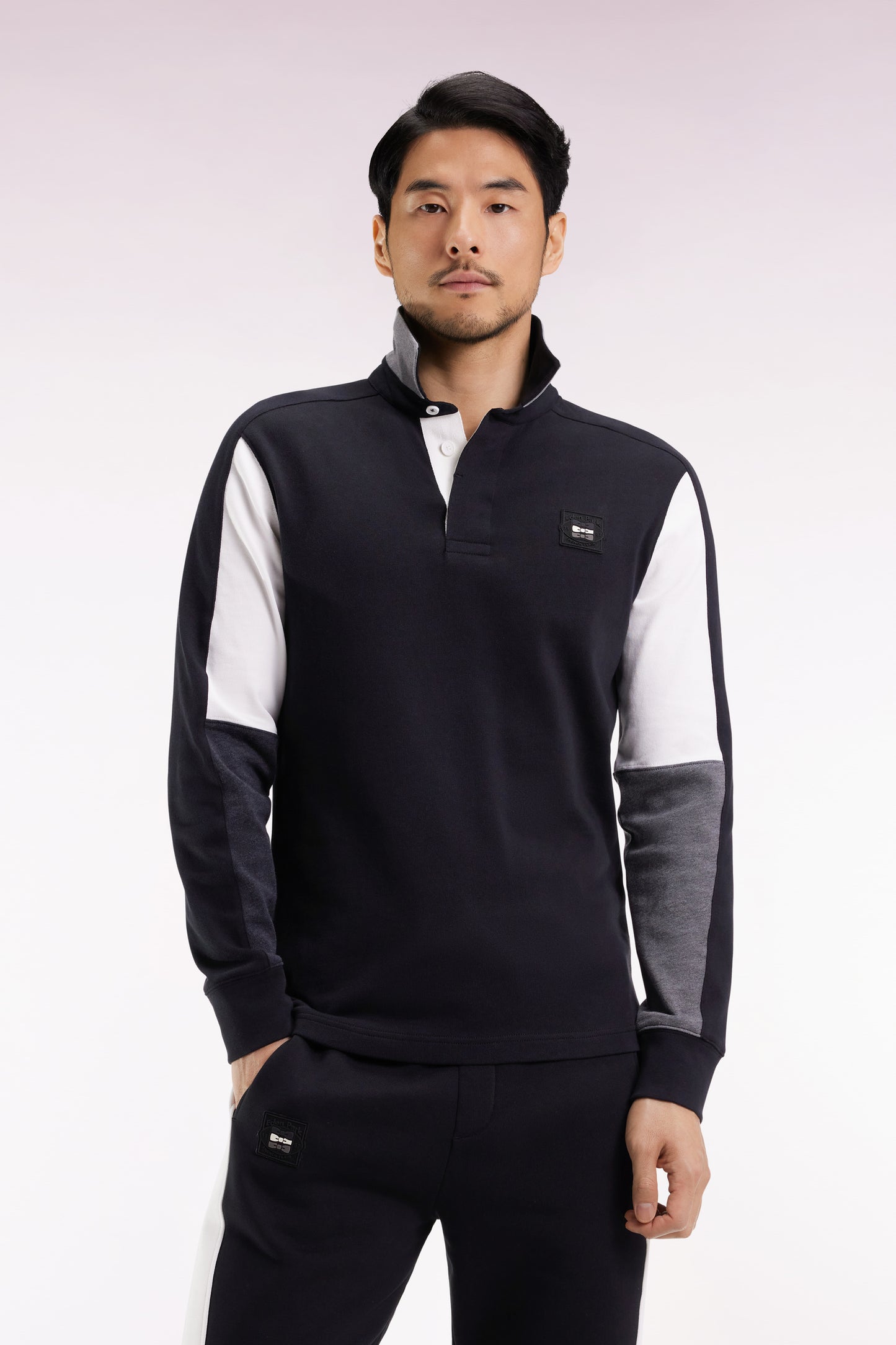 Maillot à manches longues en jersey coton épais noir brodé coupe droite