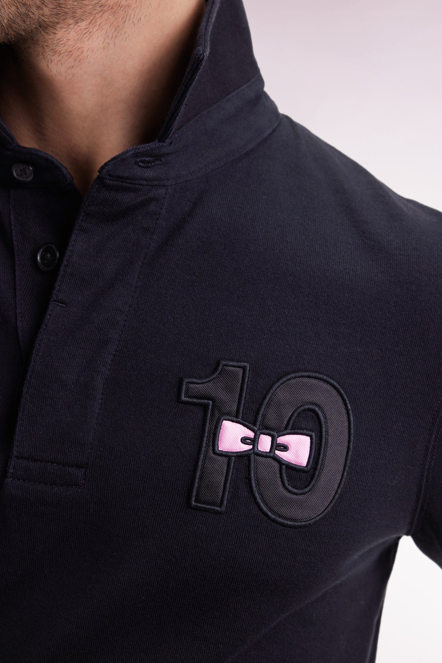 Maillot à manches longues en jersey de coton épais noir brodé coupe droite