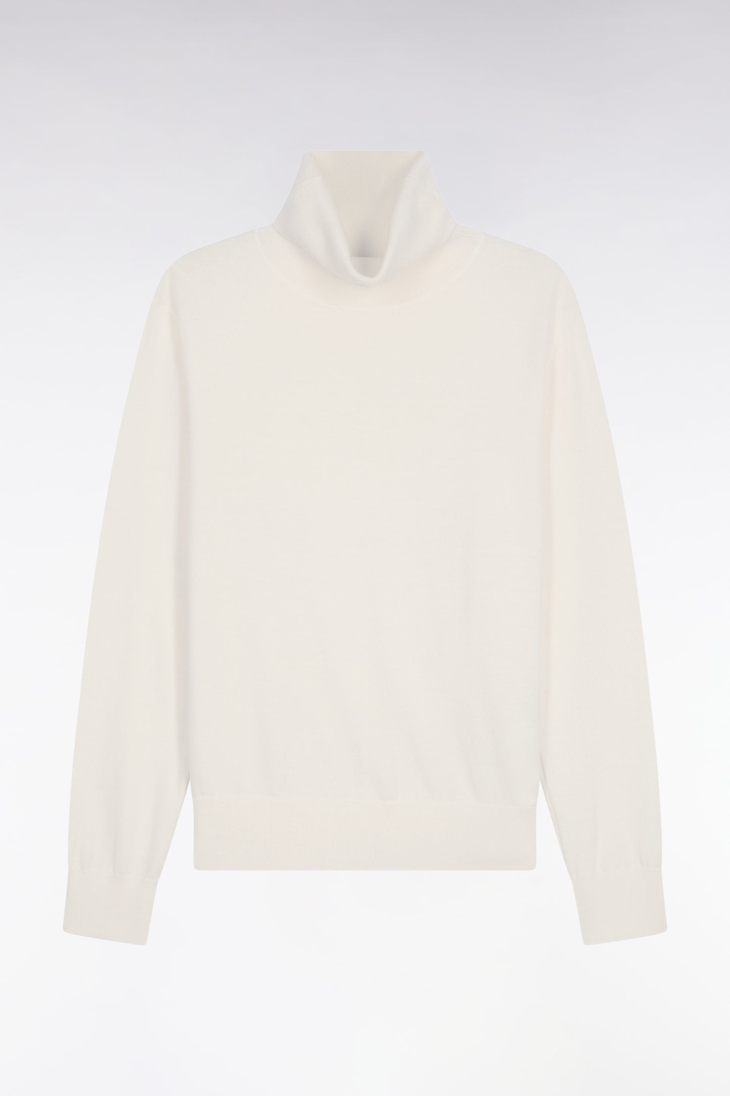 Pull à col roulé en laine mérinos écru