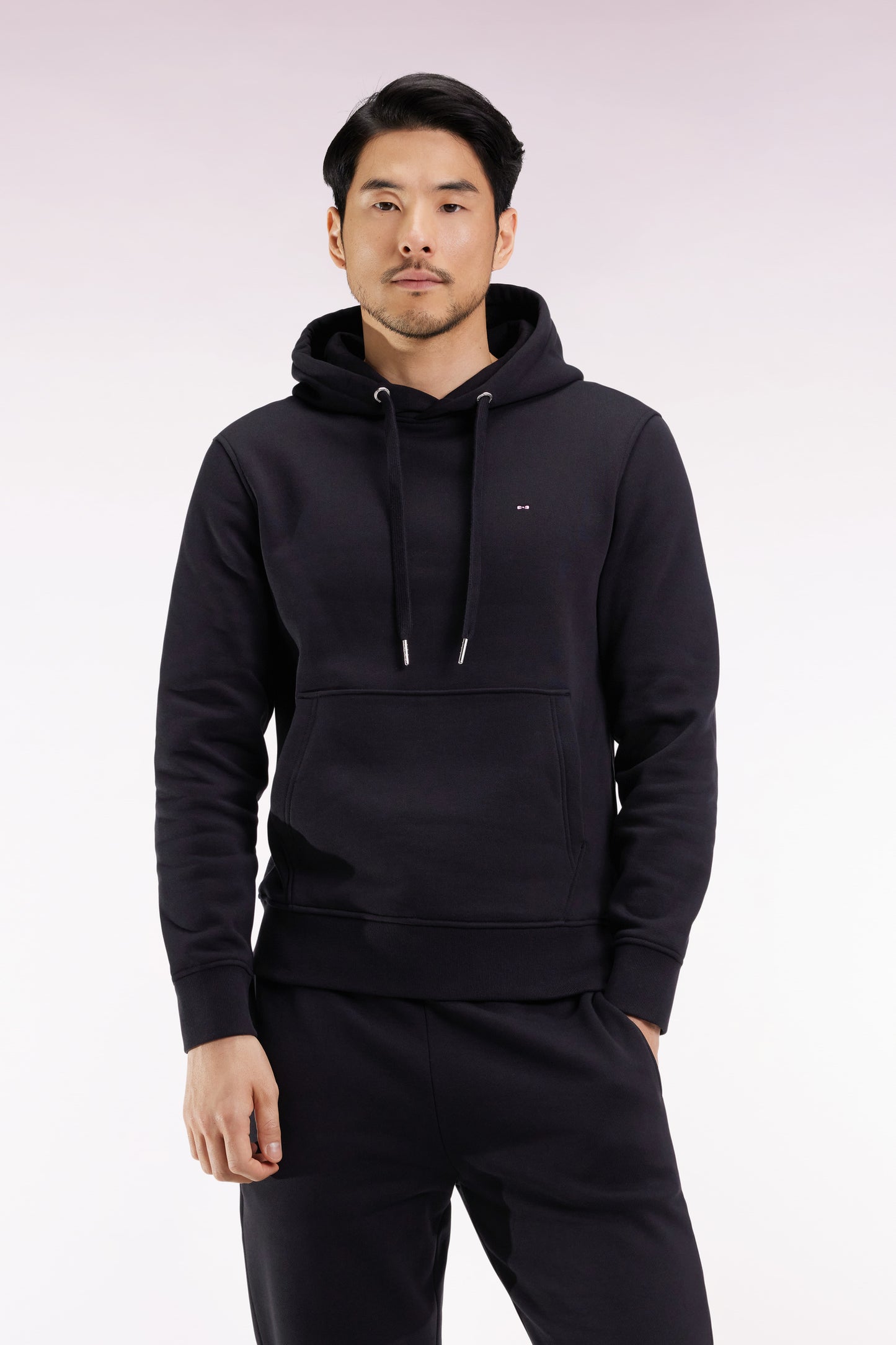 Sweatshirt à capuche en coton noir coupe droite