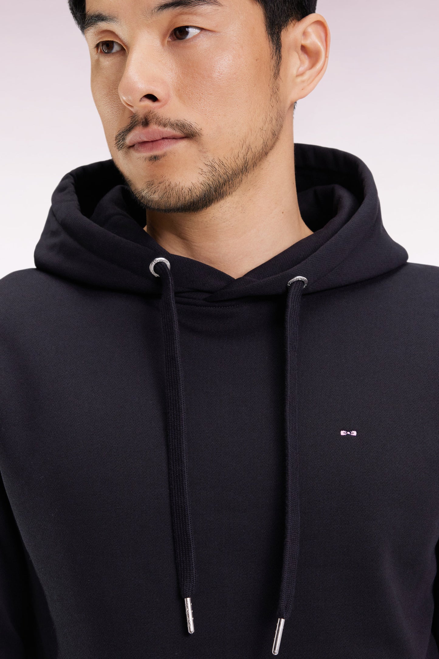 Sweatshirt à capuche en coton noir coupe droite