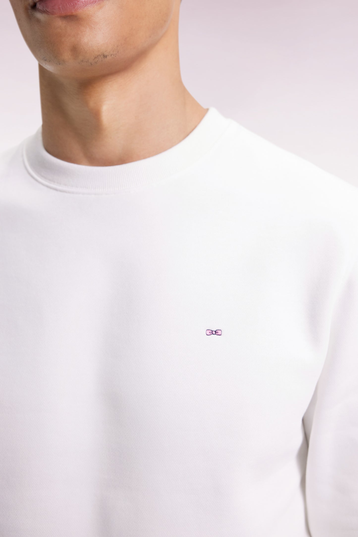 Sweatshirt à col rond en coton blanc coupe droite