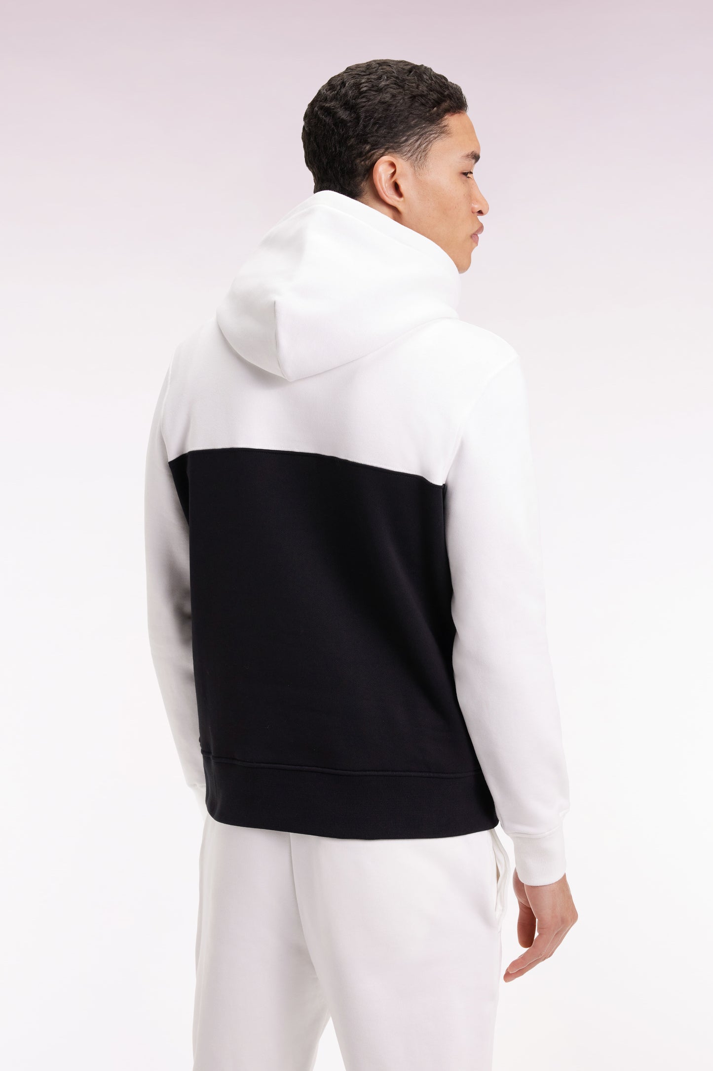 Sweatshirt à capuche bicolore blanc coupe droite