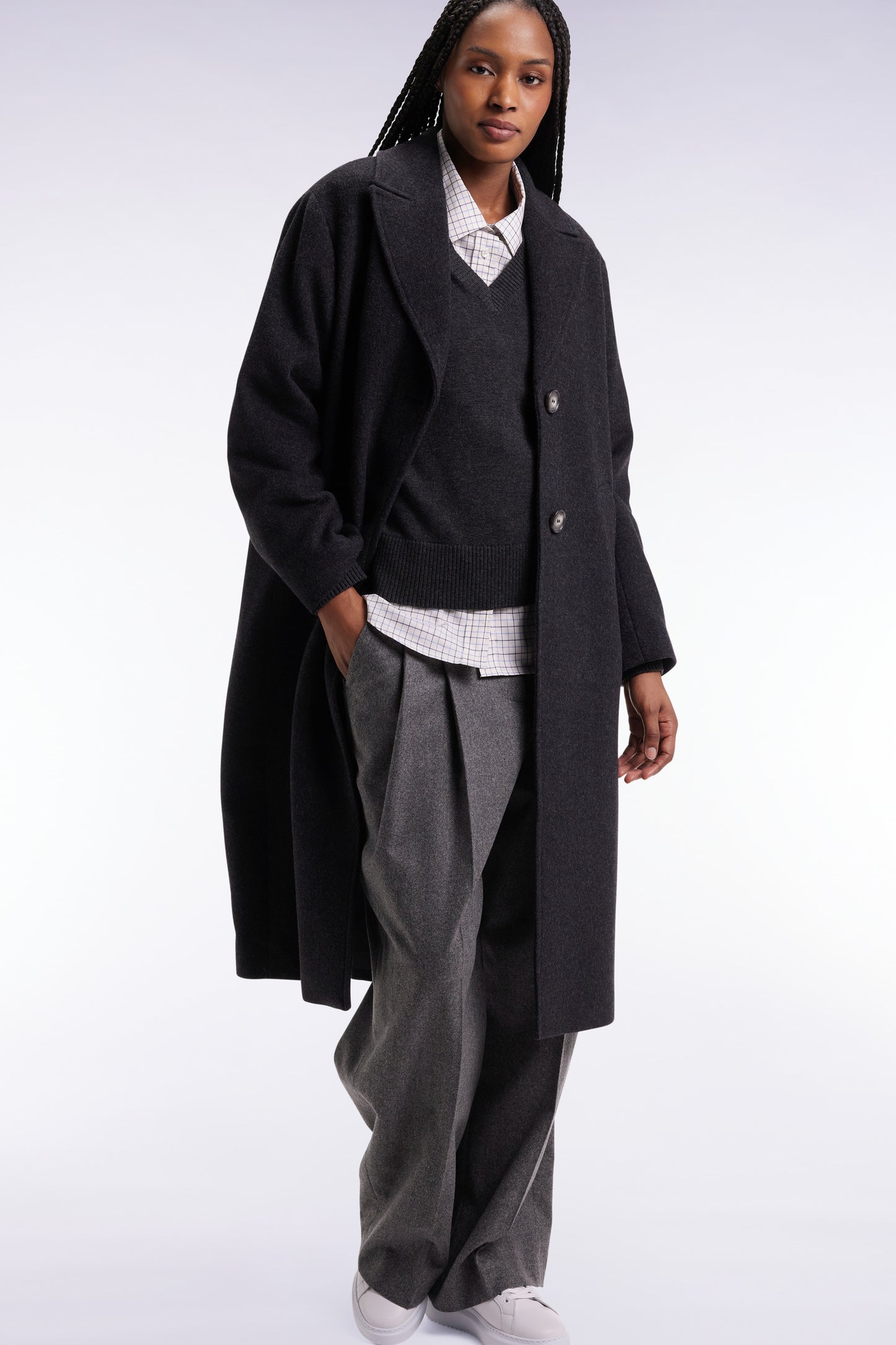 Manteau masculin coupe oversized en laine gris foncé