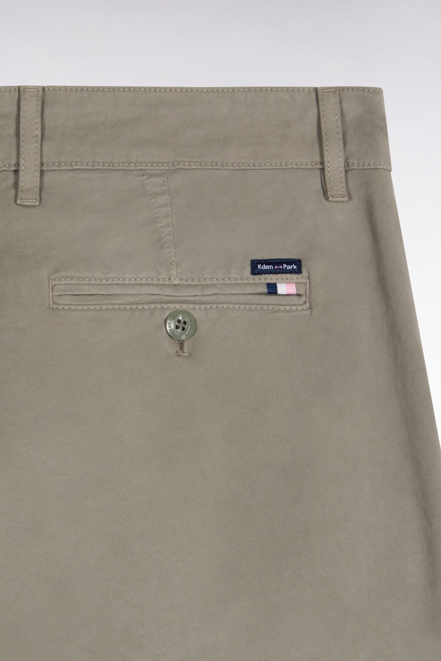 Pantalon chino sans plis en gabardine de coton stretch kaki clair