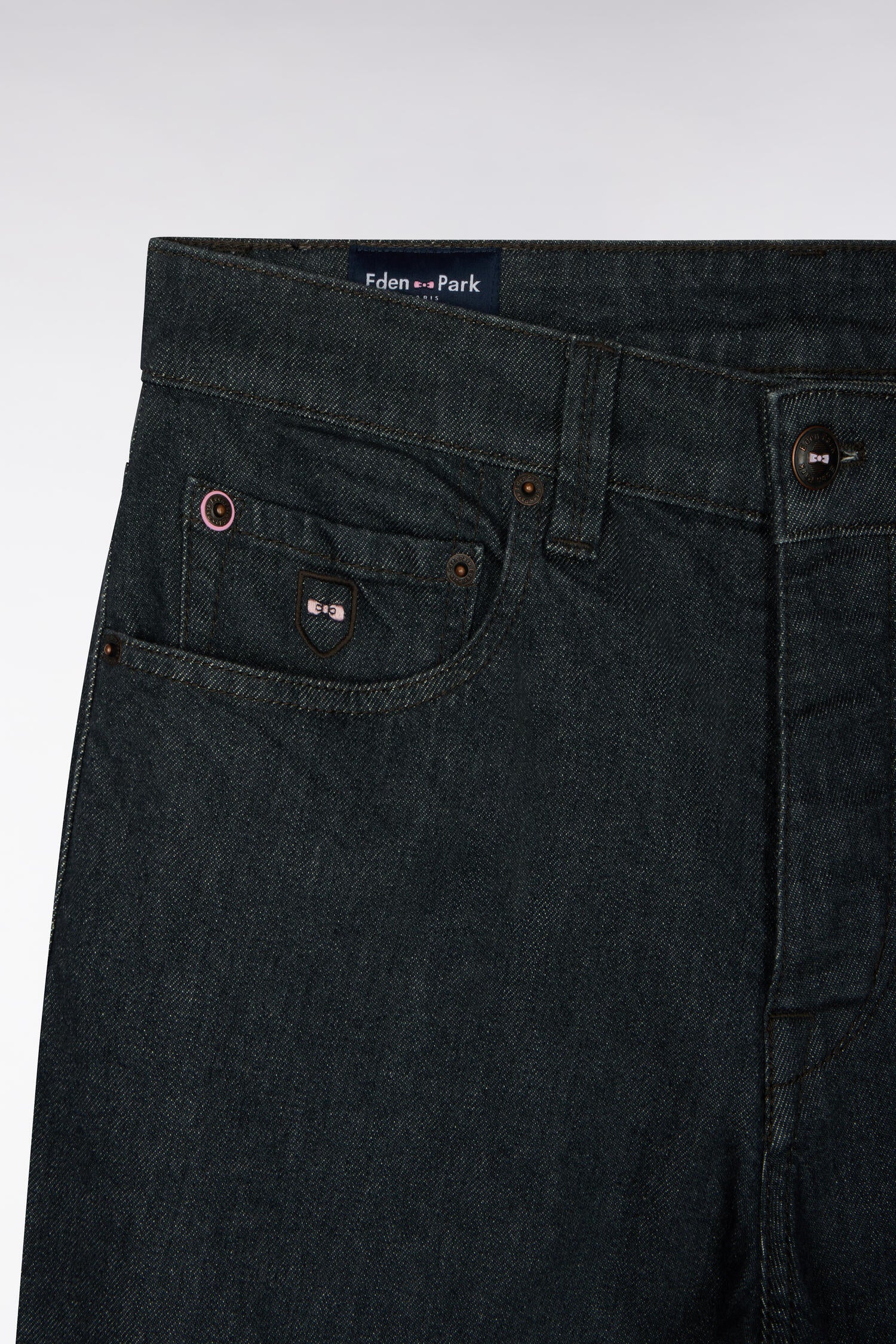Jean en denim stretch gris foncé coupe regular
