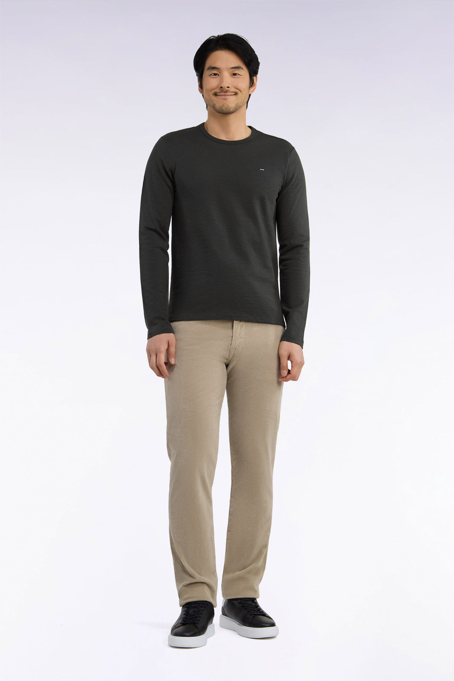 Pantalon 5 poches en velours côtelé beige coupe regular