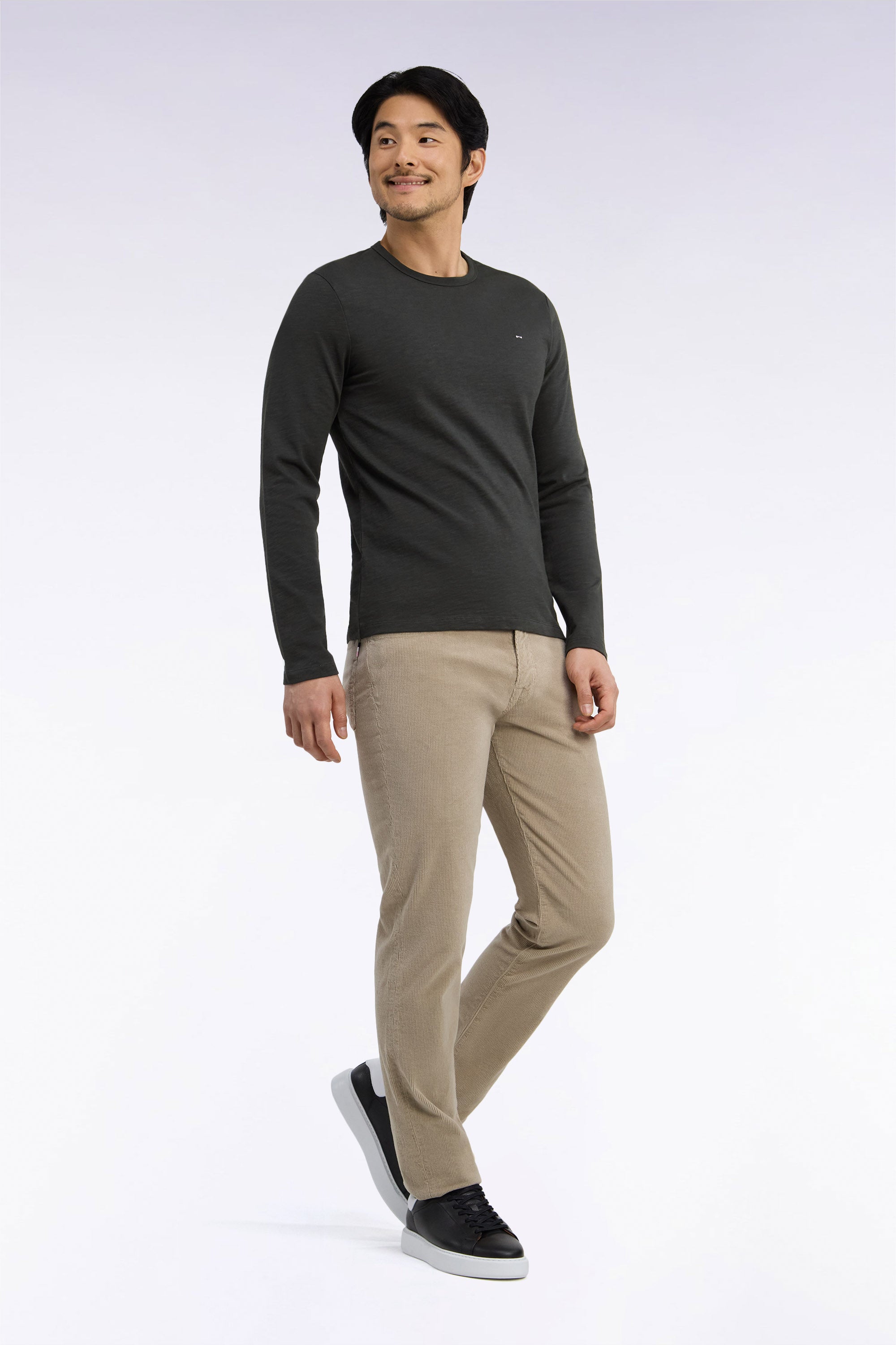 Pantalon 5 poches en velours côtelé beige coupe regular