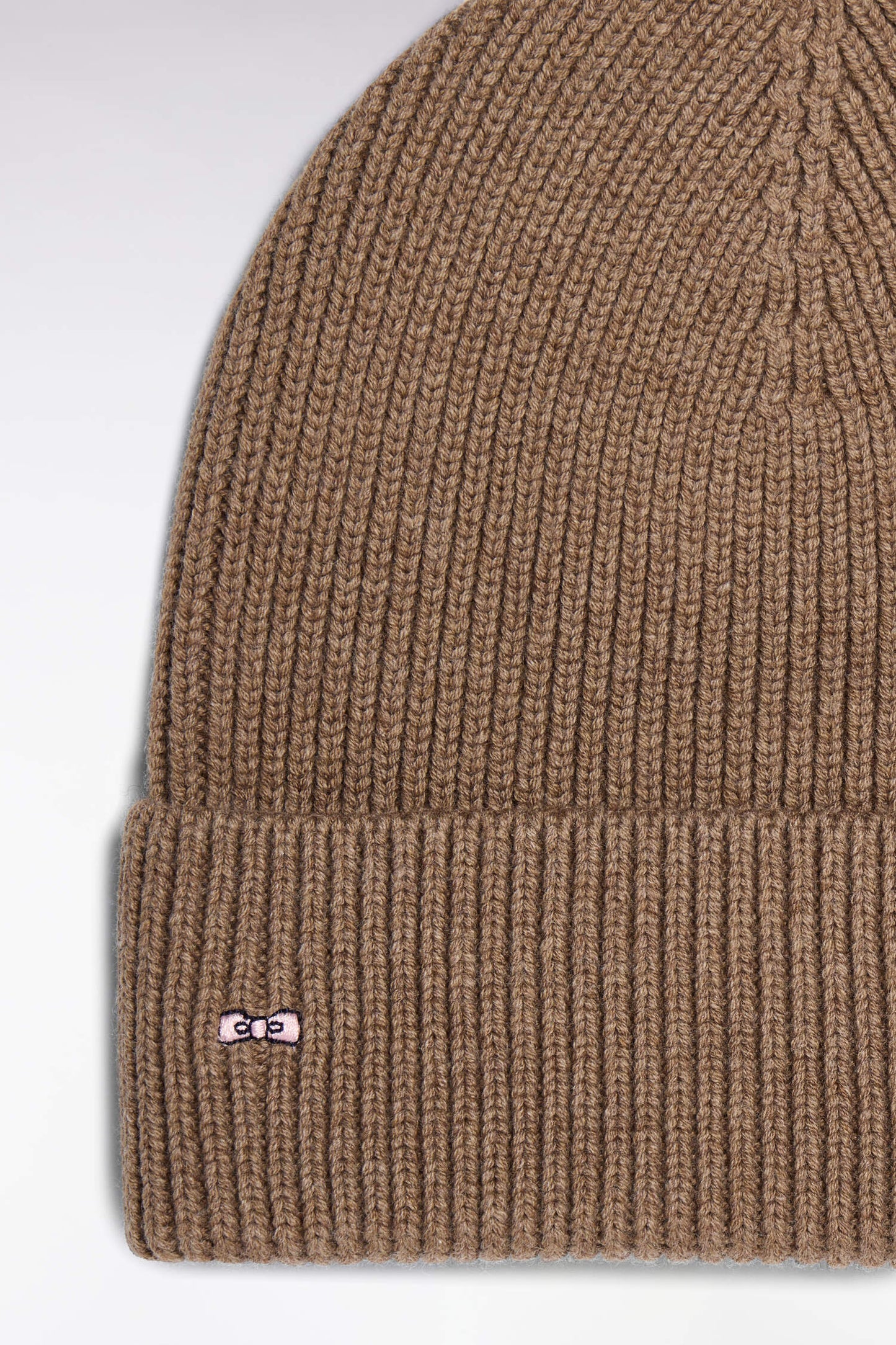 Bonnet côtelé en laine et coton marron