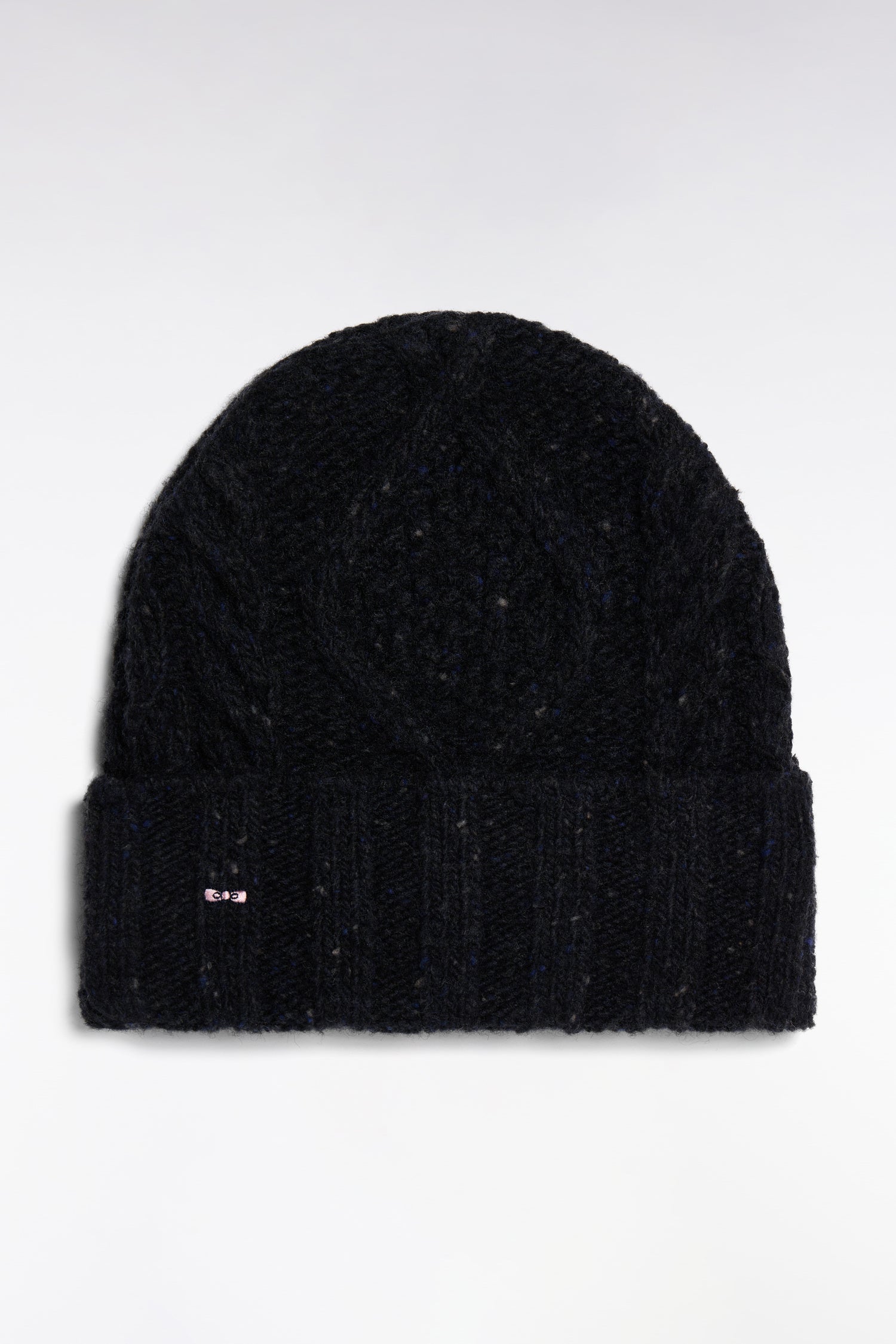 Bonnet en maille torsadée gris