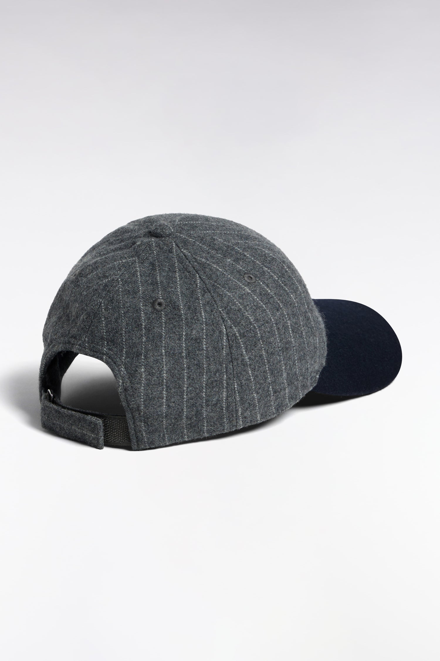 Casquette bimatière en drap de laine rayé gris patch EP