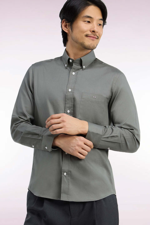 Chemise en piqué de coton vert olive coupe droite - Image 1