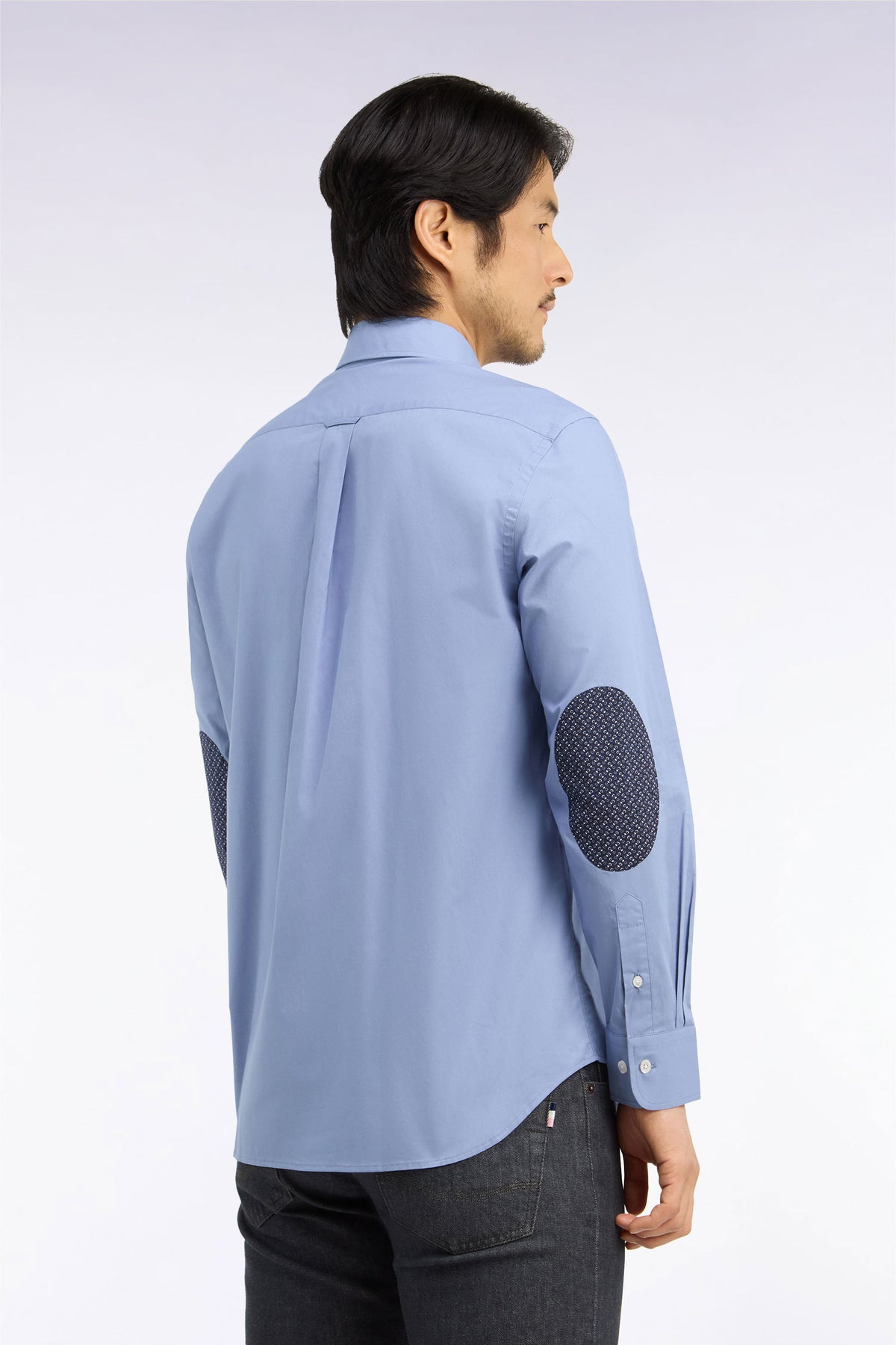 Chemise en coton bleu à détails micromotifs coupe droite
