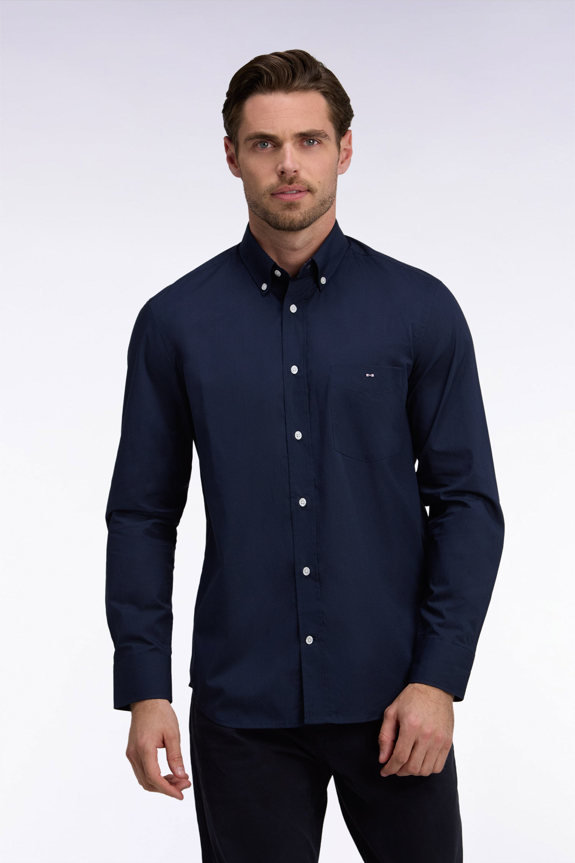 Chemise en coton marine à détails micromotifs coupe droite