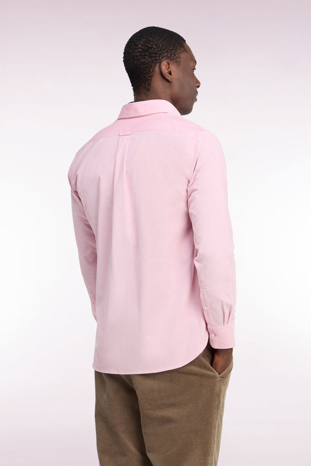 Chemise en coton côtelé rose coupe droite