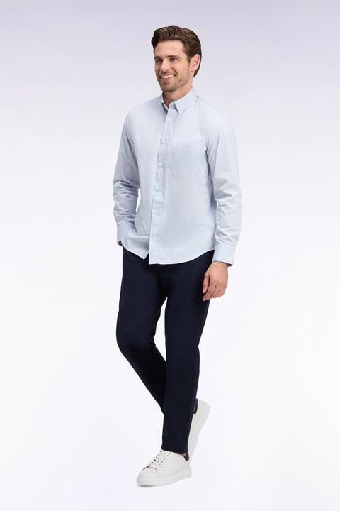 Chemise en coton blanc à fines rayures ciel coupe droite - Image 1