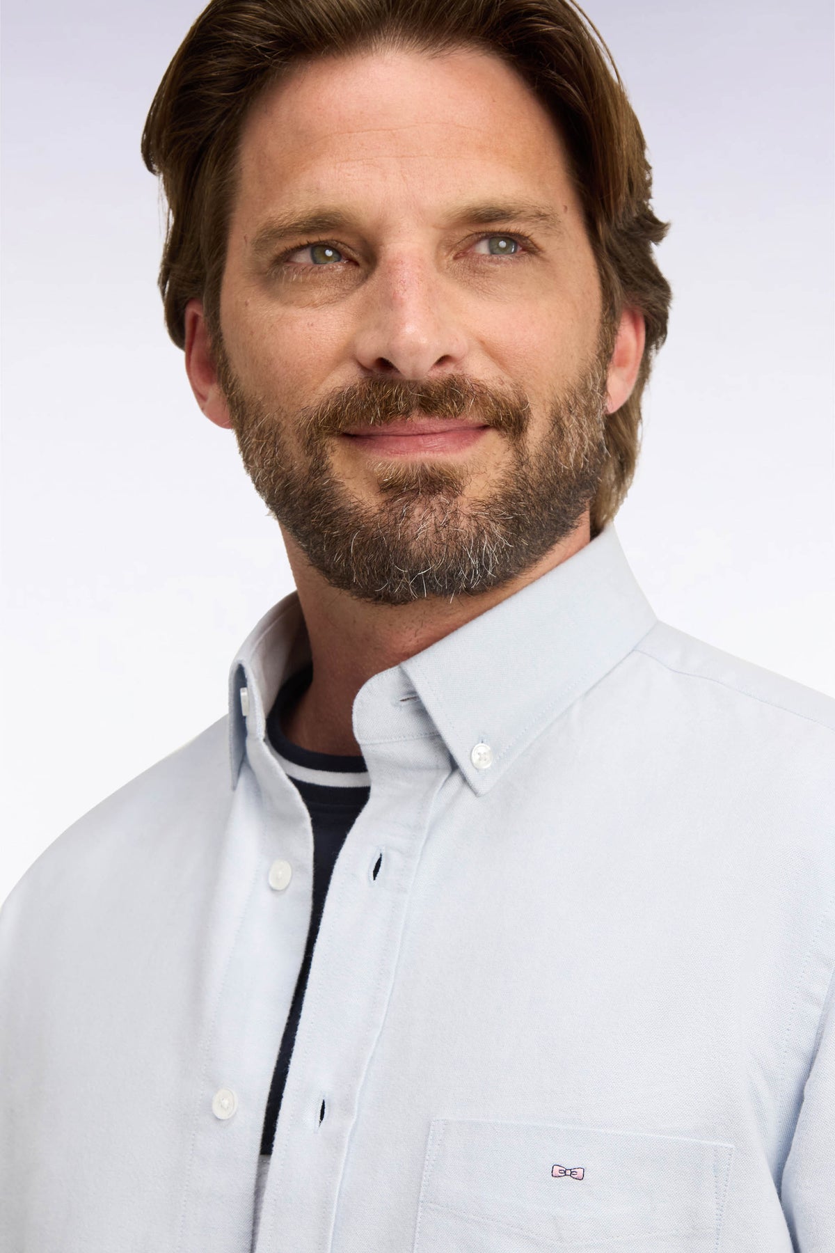 Plain light gray cotton shirt, straight cut