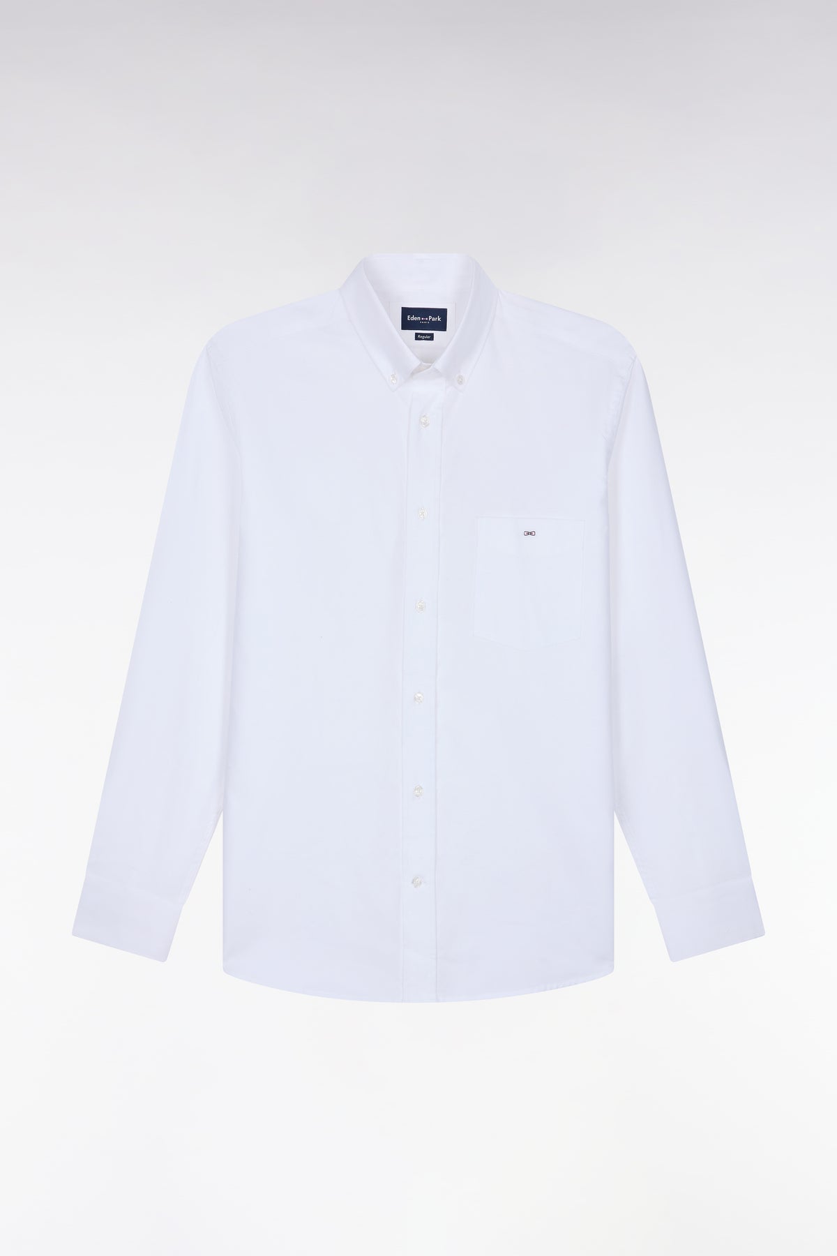 Chemise unie en coton blanc coupe droite