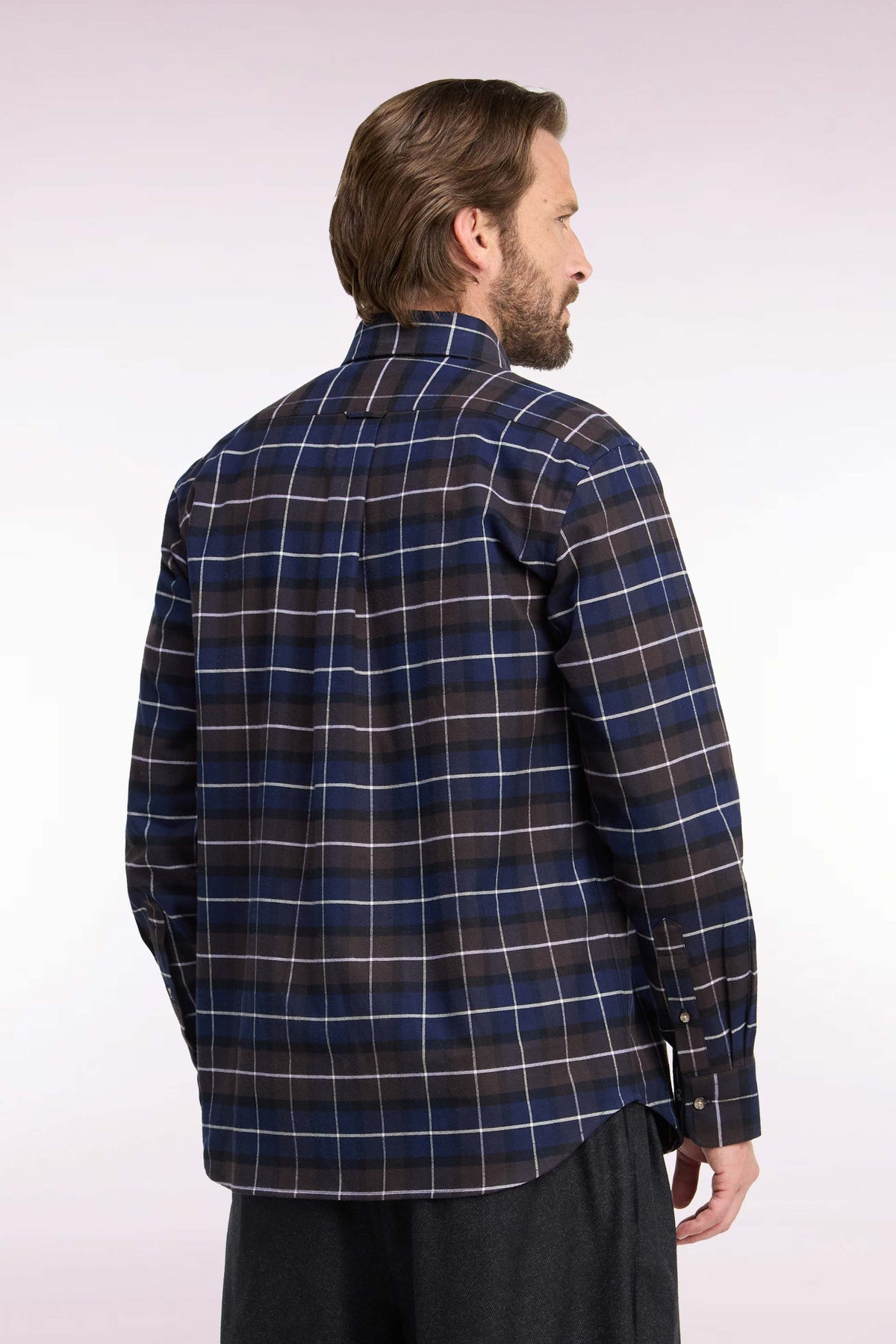 Chemise en flanelle de coton marron à carreaux coupe droite
