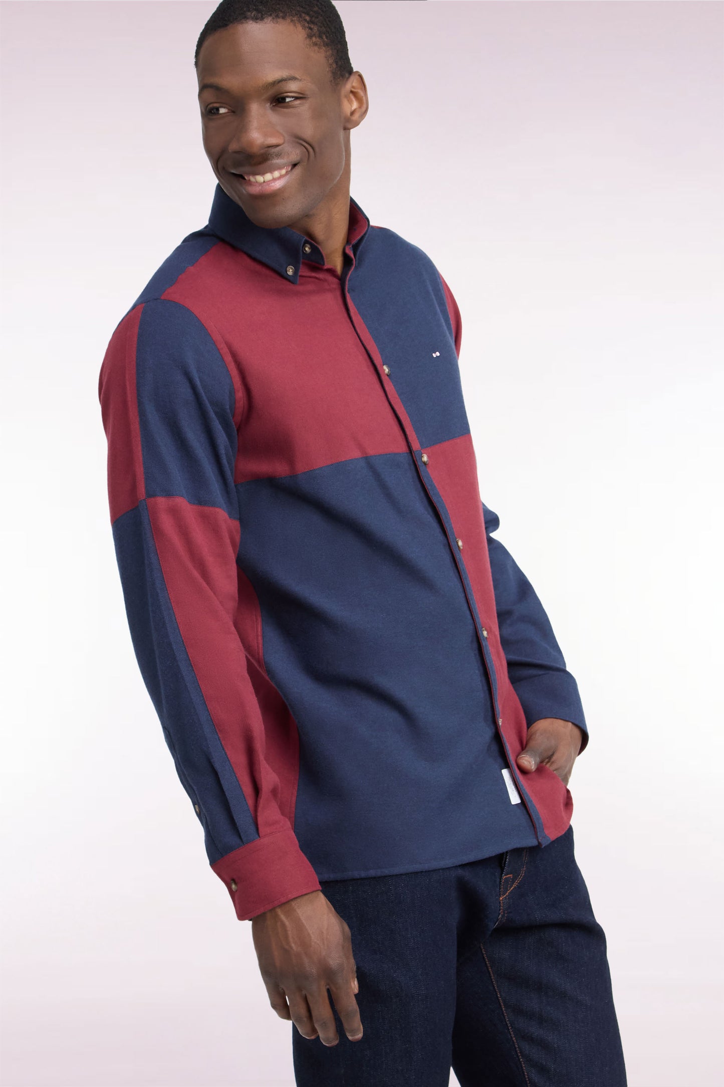 Chemise en coton marine et bordeaux coupe droite