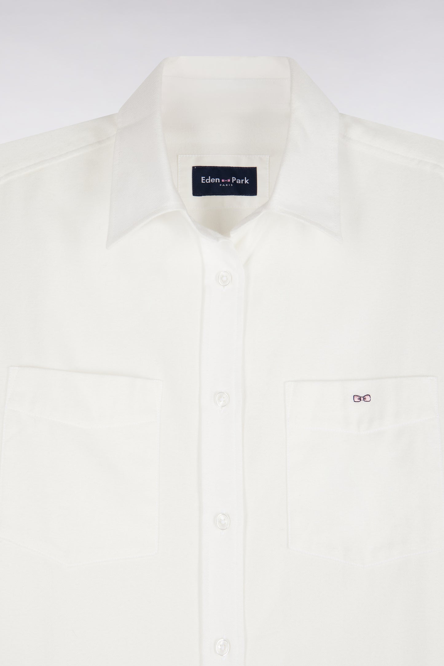 Chemise en coton écru à poches plaquées coupe décontractée