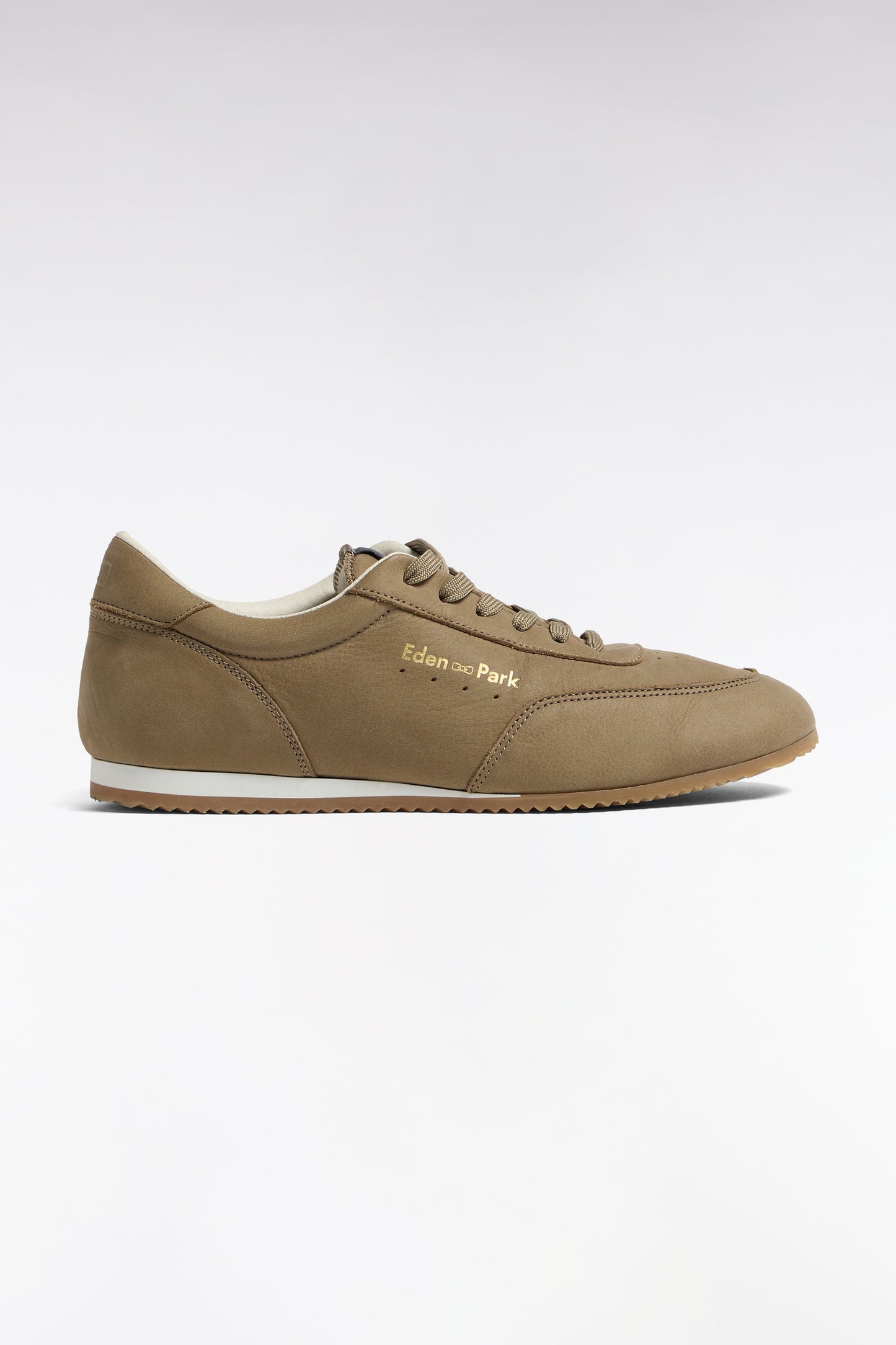 Baskets basses en cuir et nubuck beige