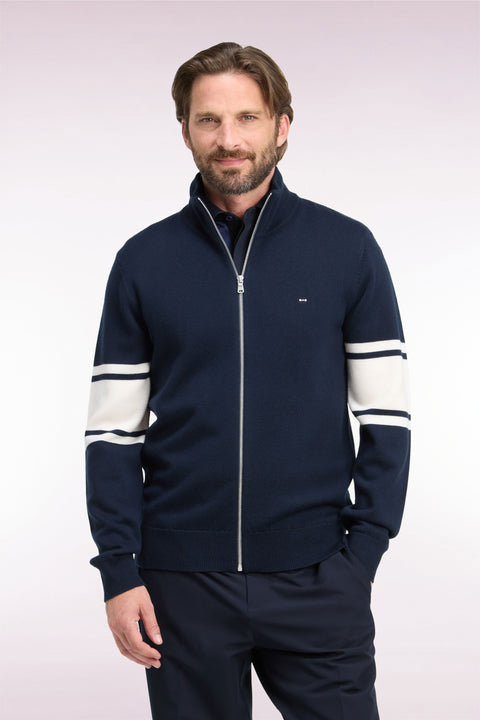 Cardigan zippé en laine mérinos marine à manches rayées coupe droite - Image 3