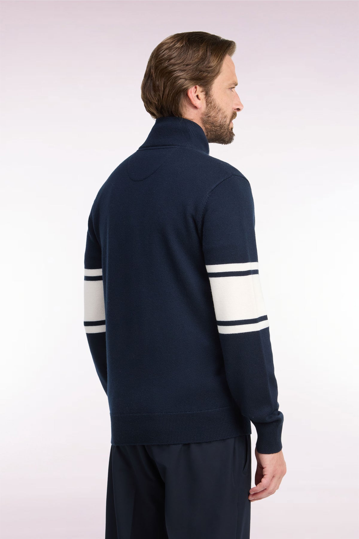 Cardigan zippé en laine mérinos marine à manches rayées coupe droite