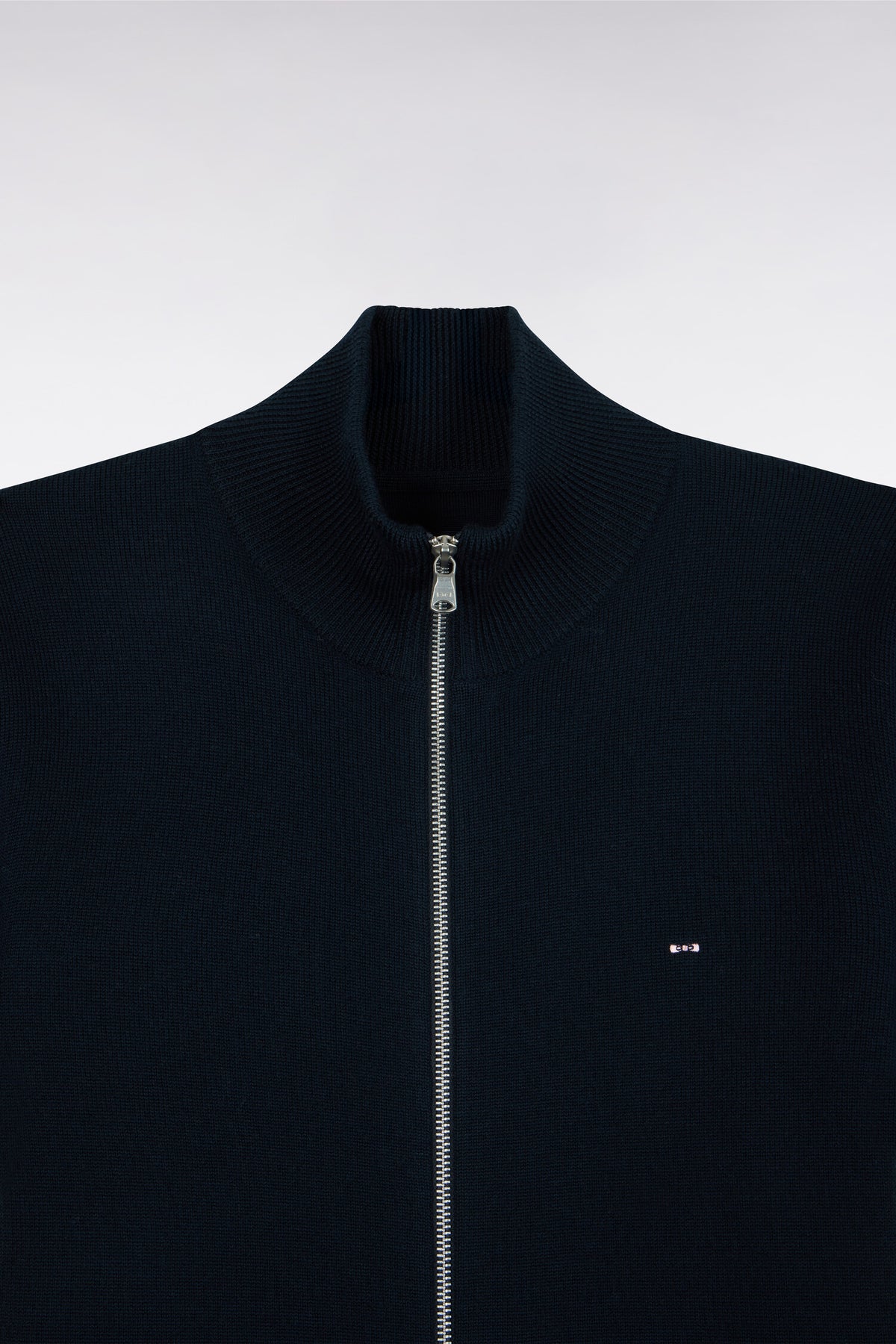 Cardigan zippé en laine mérinos marine à manches rayées coupe droite
