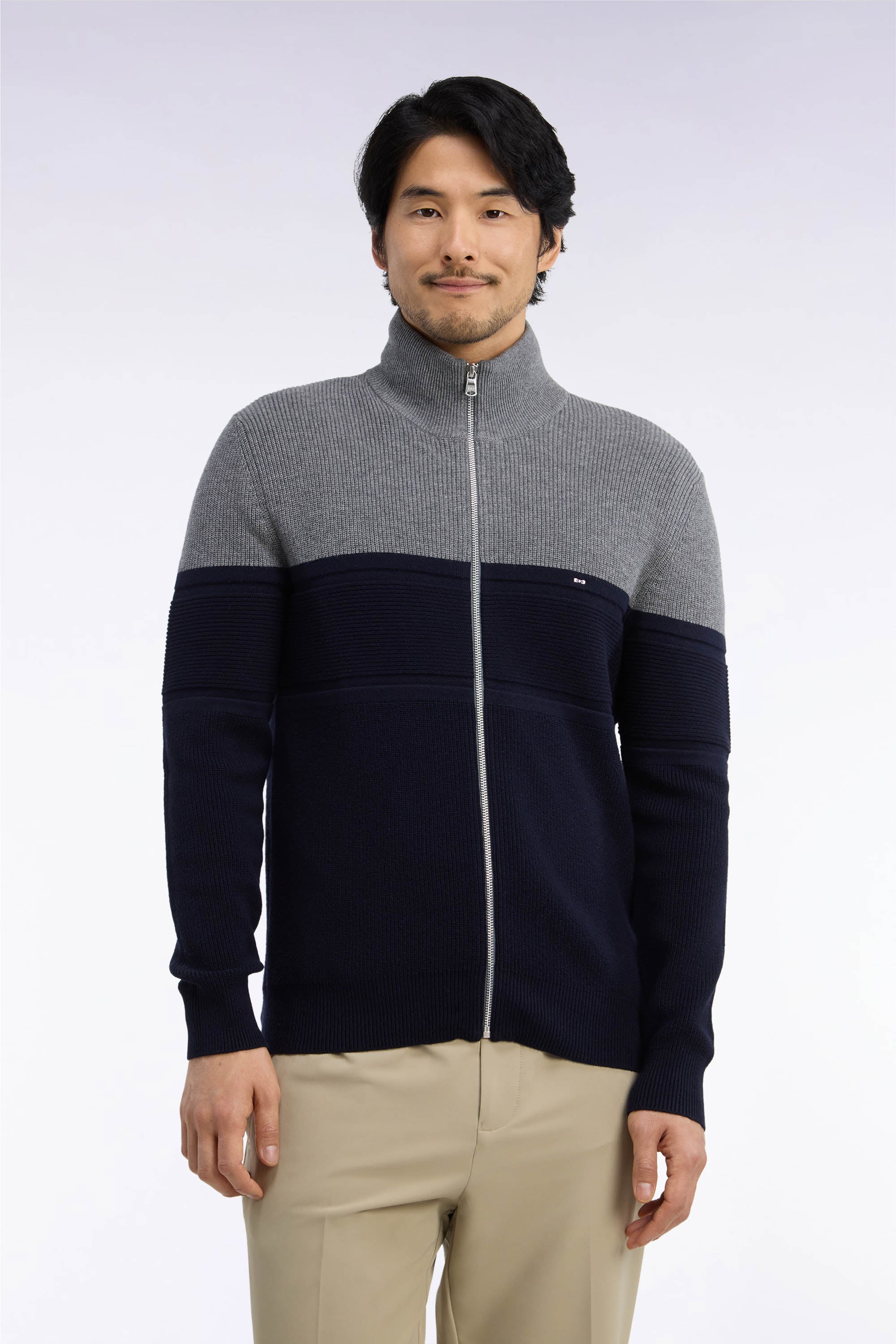 Cardigan zippé bicolore en laine mérinos marine et gris coupe droite