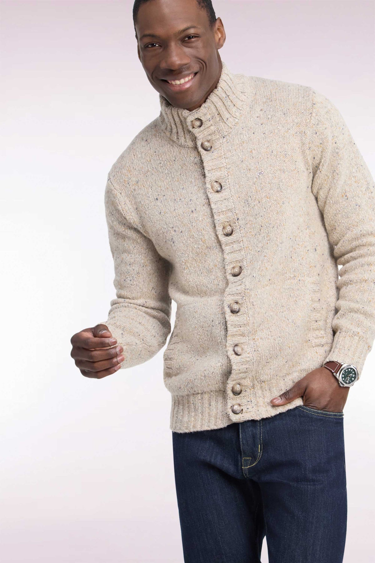 Cardigan boutonné en maille épaisse chinée écru coupe droite