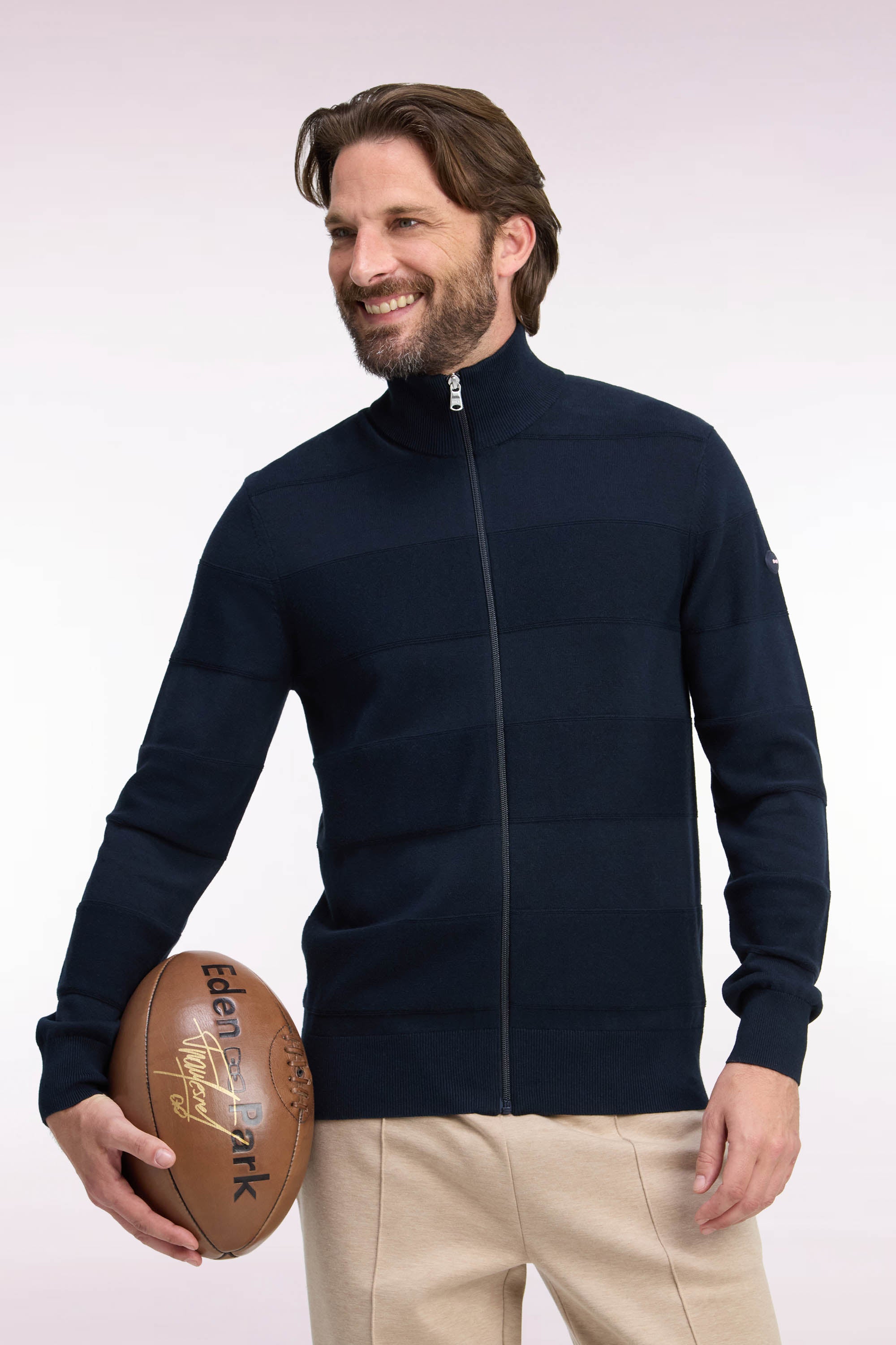 Cardigan golf en coton et viscose marine coupe droite
