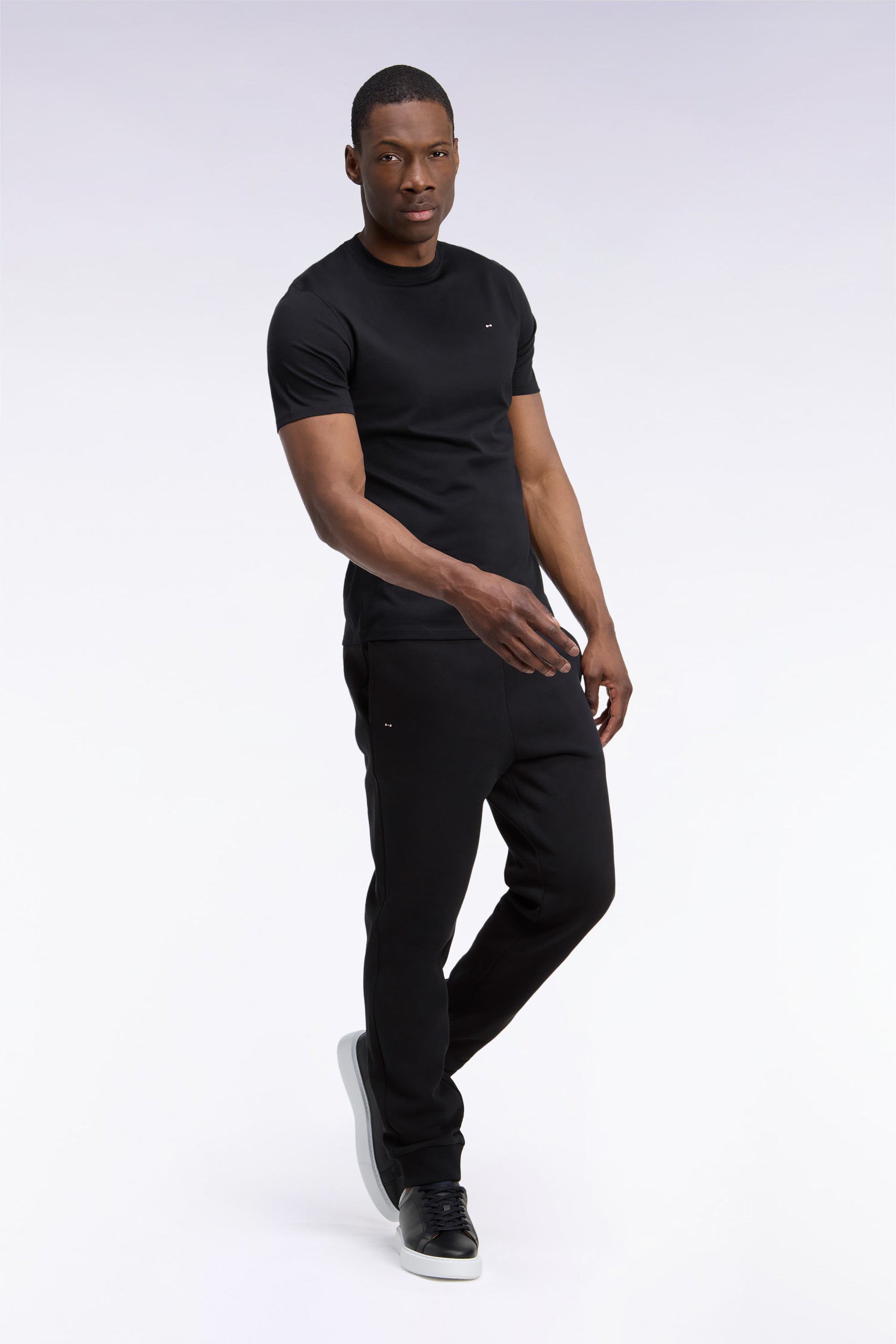 Jogginghose unifarben aus Sweatstoff Baumwolle Schwarz Regular-Passform