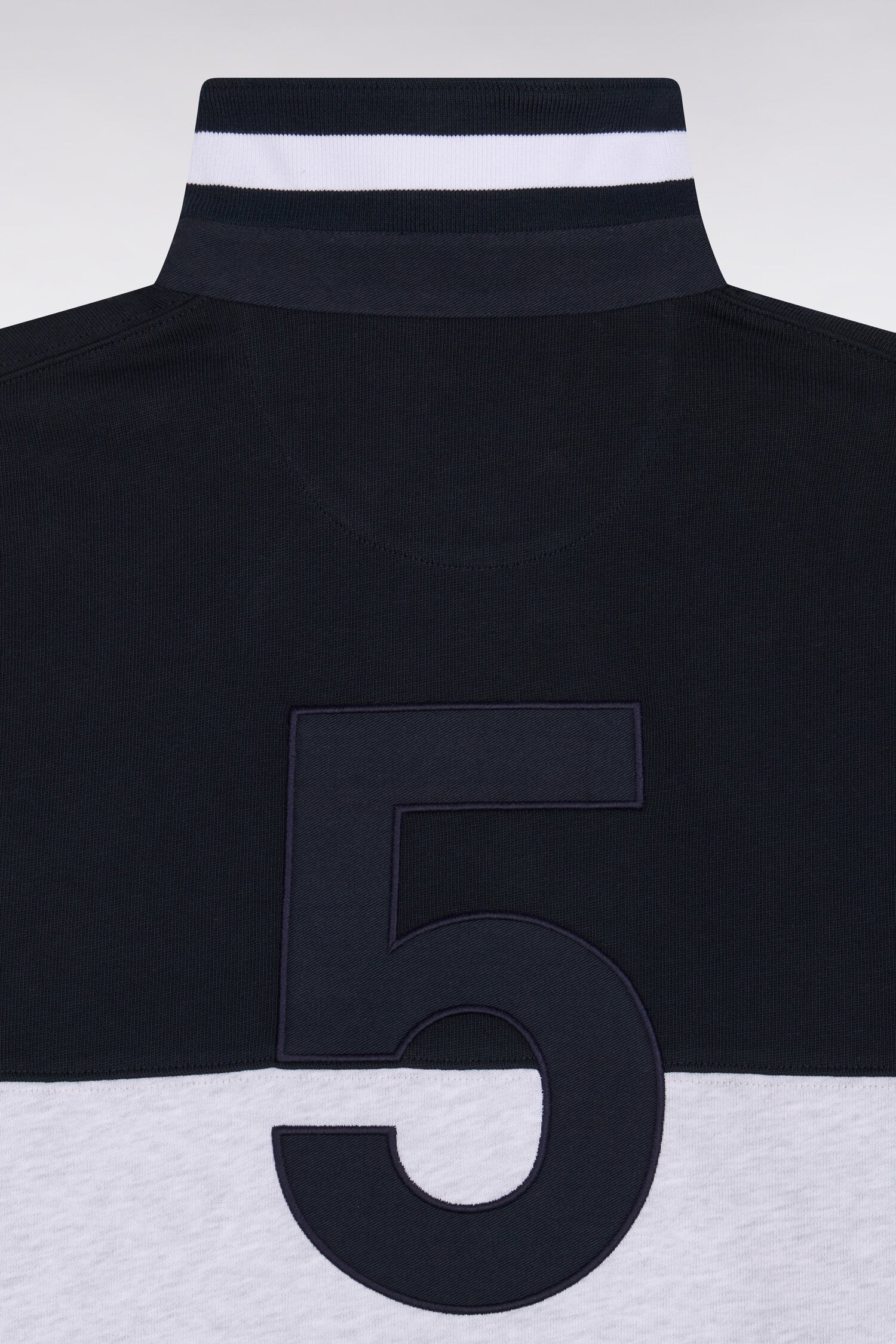 Maillot manches longues coupé cousu en jersey de coton marine broderie 5