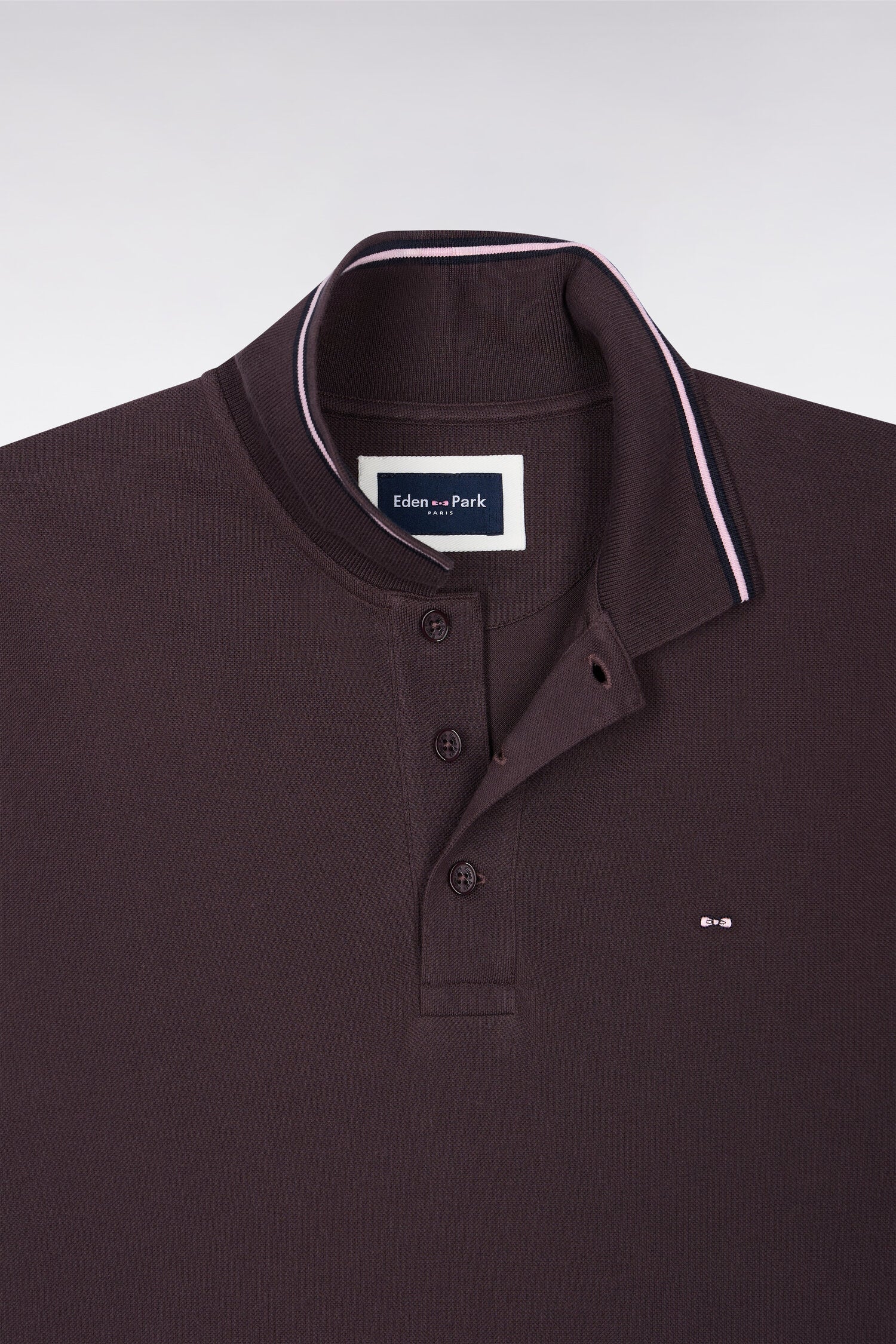 Polo manches courtes en piqué coton marron coupe droite