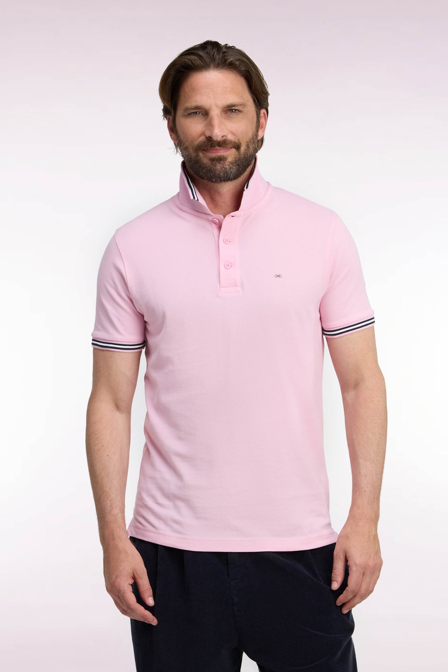 Polo manches courtes en piqué coton rose coupe droite