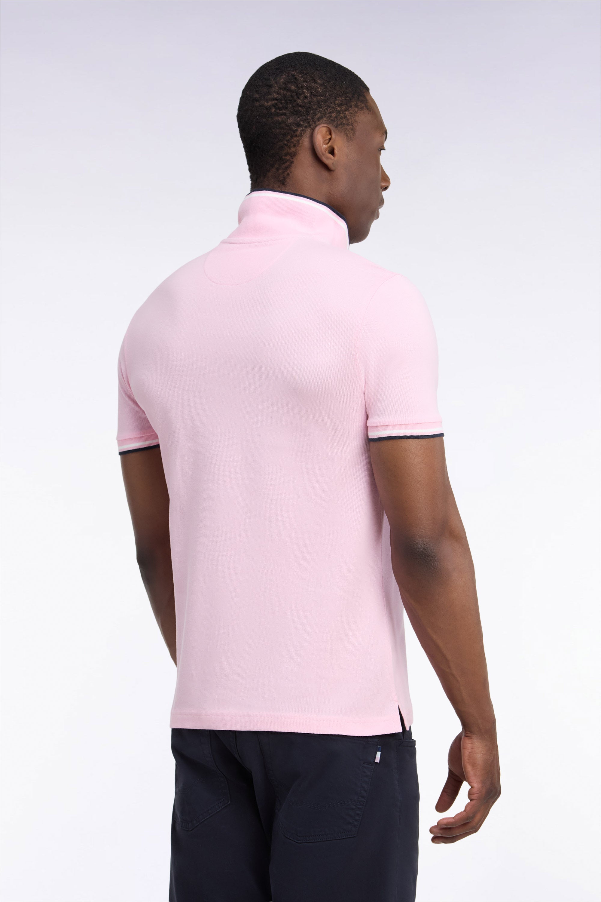 Polo manches courtes en piqué coton rose coupe droite