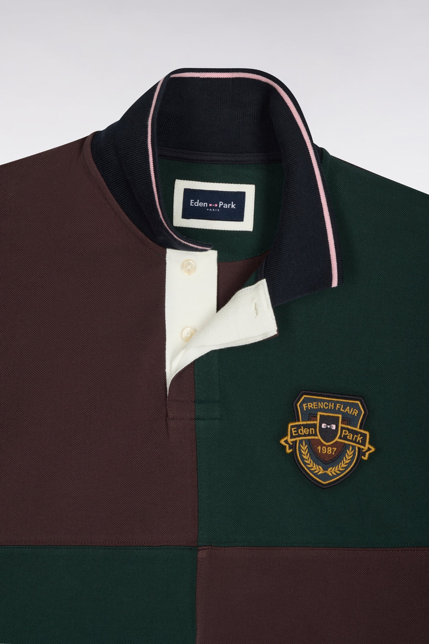 Polo manches courtes en coton à cadrans et broderie écusson coupe droite