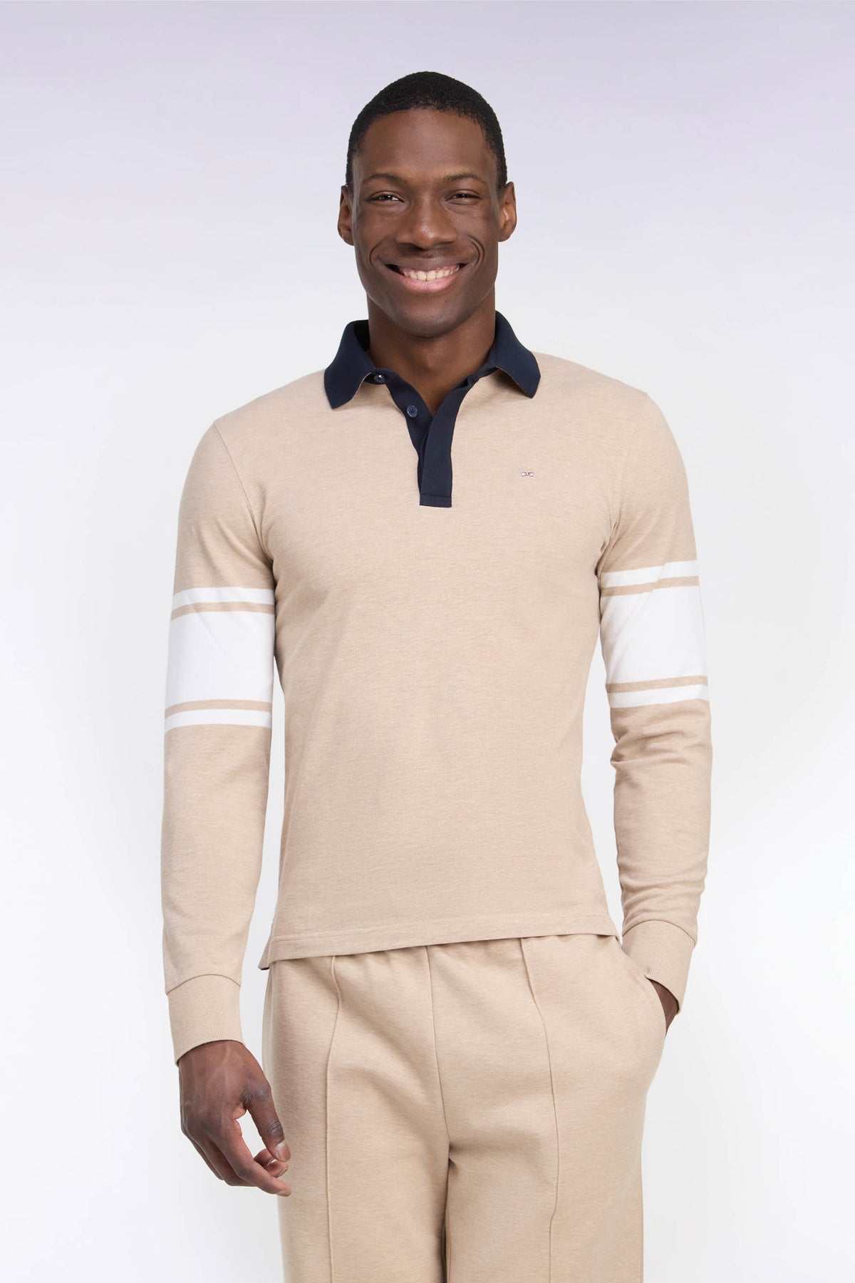 Polo à manches longues en piqué coton beige coupe droite