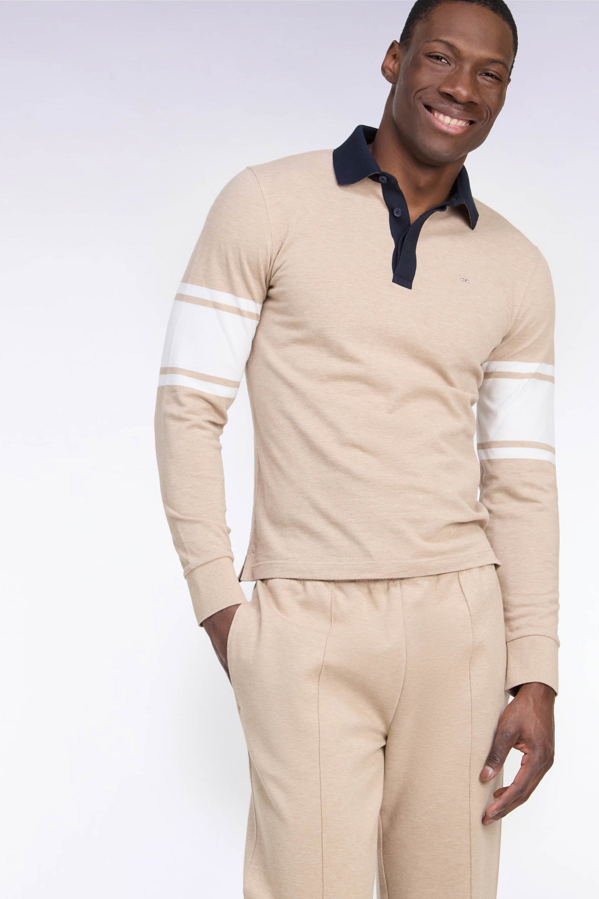 Polo à manches longues en piqué coton beige coupe droite
