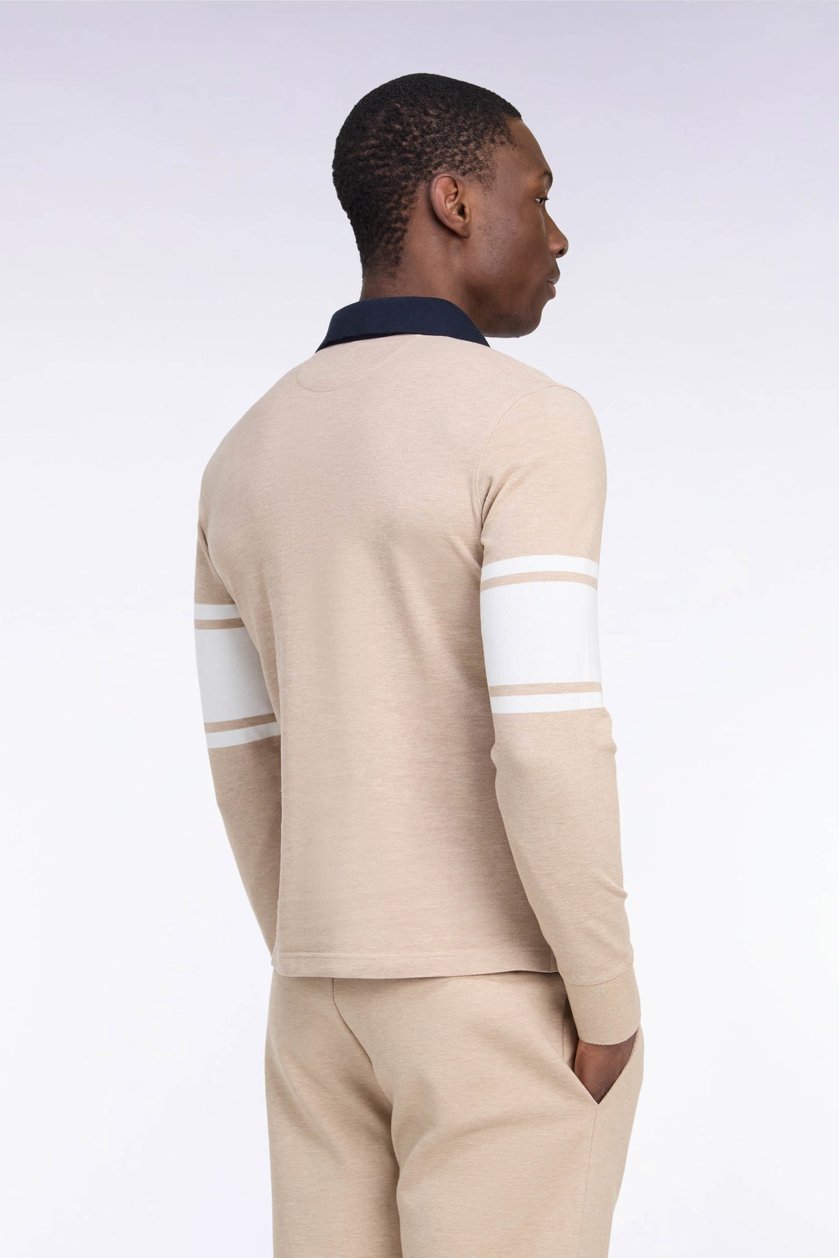 Polo à manches longues en piqué coton beige coupe droite
