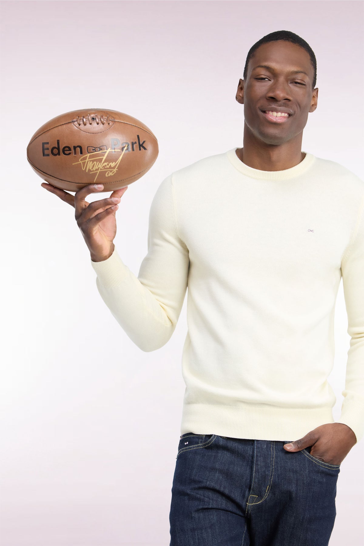 Round neck sweater in ecru wool and cotton, straight cut