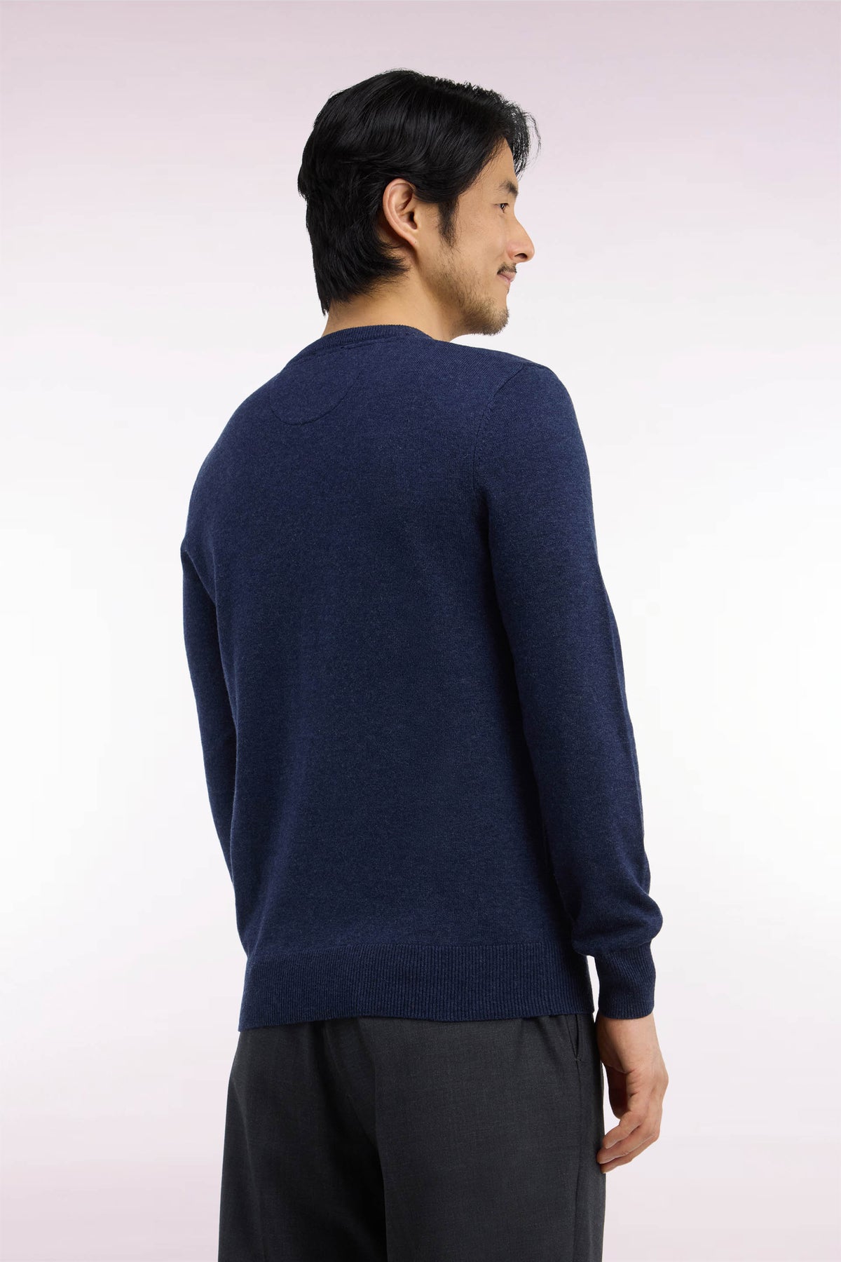 Pull col rond en laine et coton bleu coupe droite