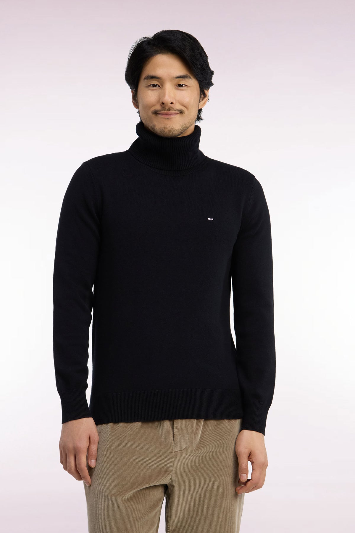 Straight cut black wool and cotton turtleneck sweater