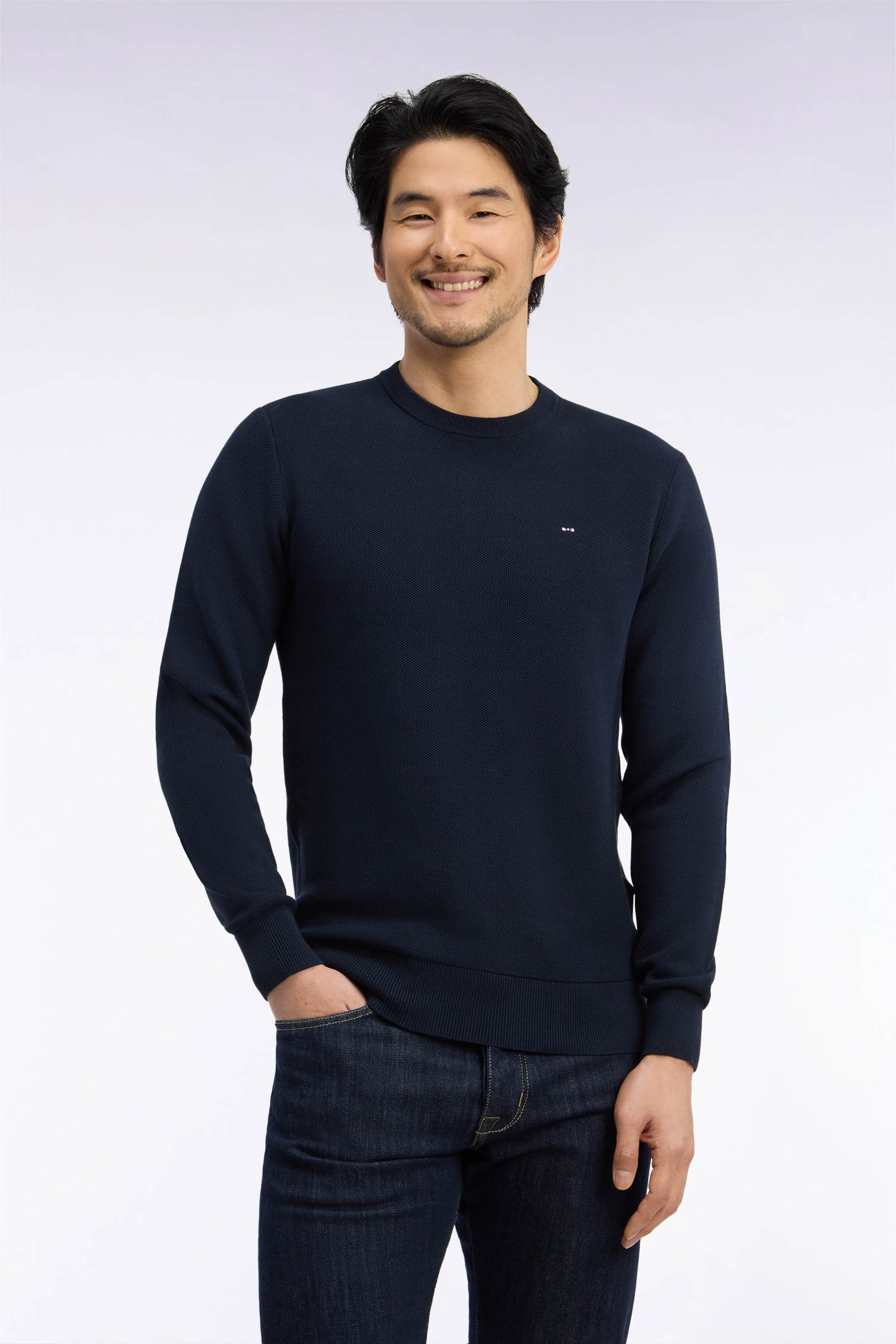 Pull col rond en coton marine coupe droite